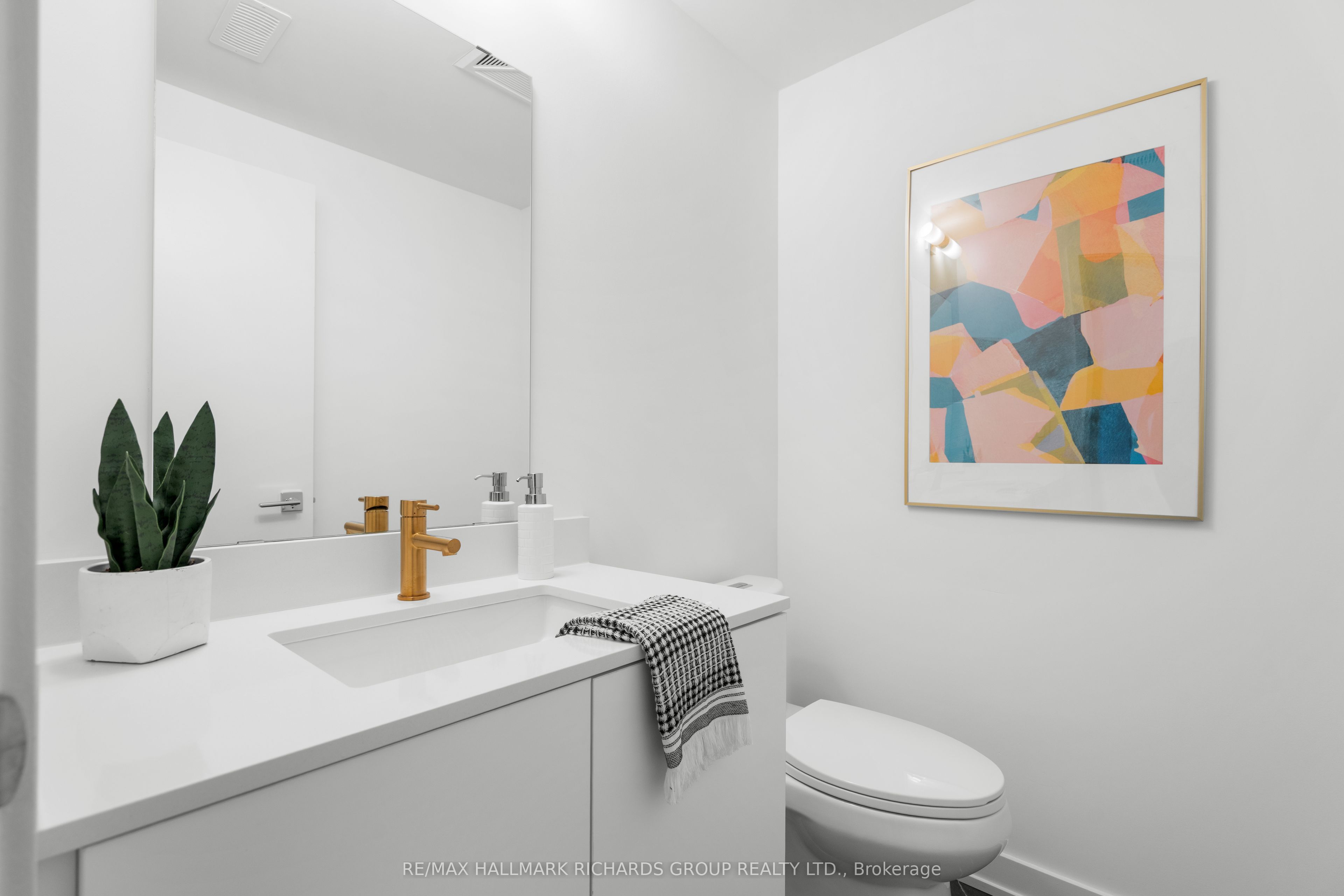35 Birchcliff Avenue 39 Property Photo 15