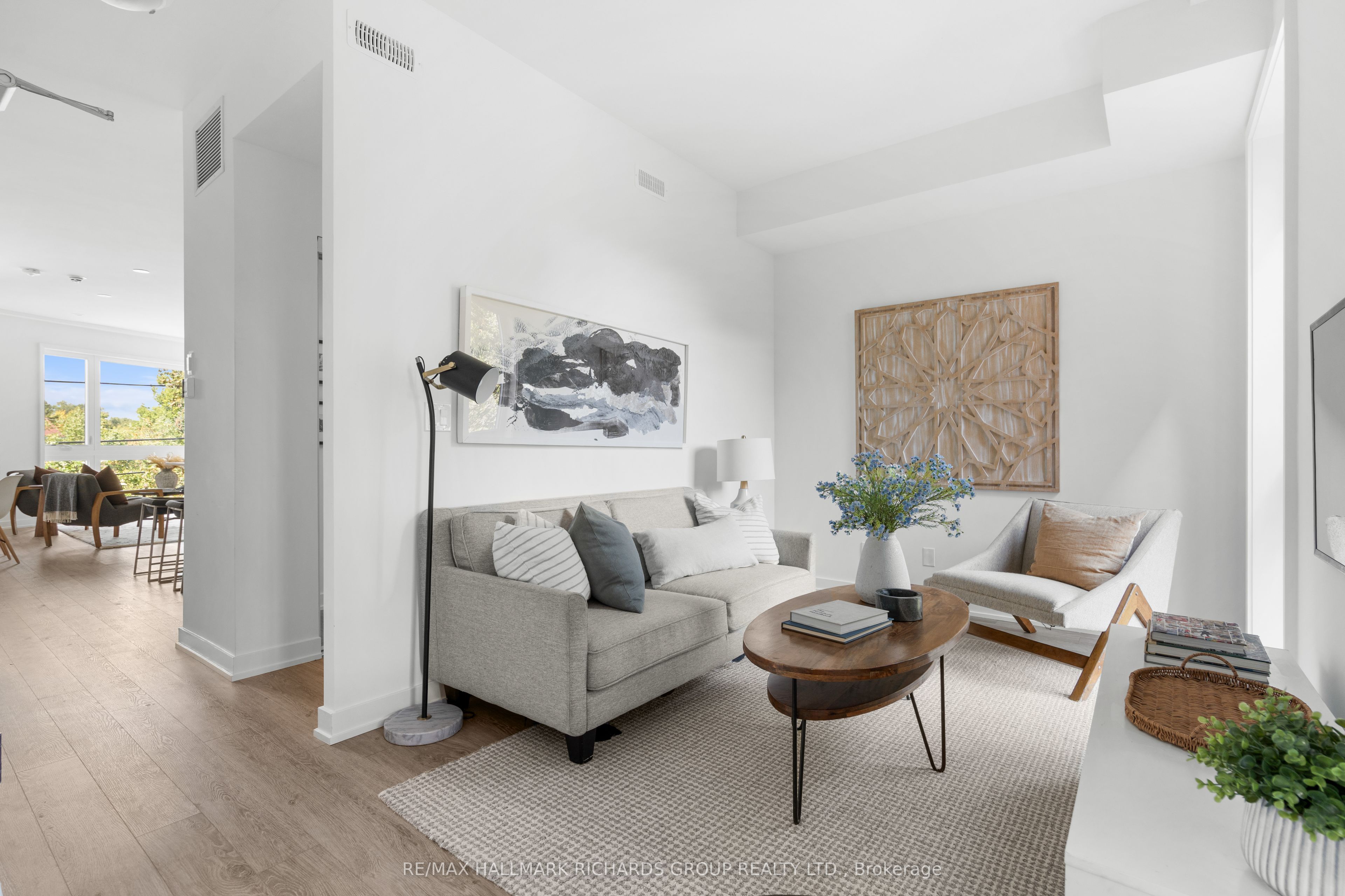 35 Birchcliff Avenue 39 Property Photo 17