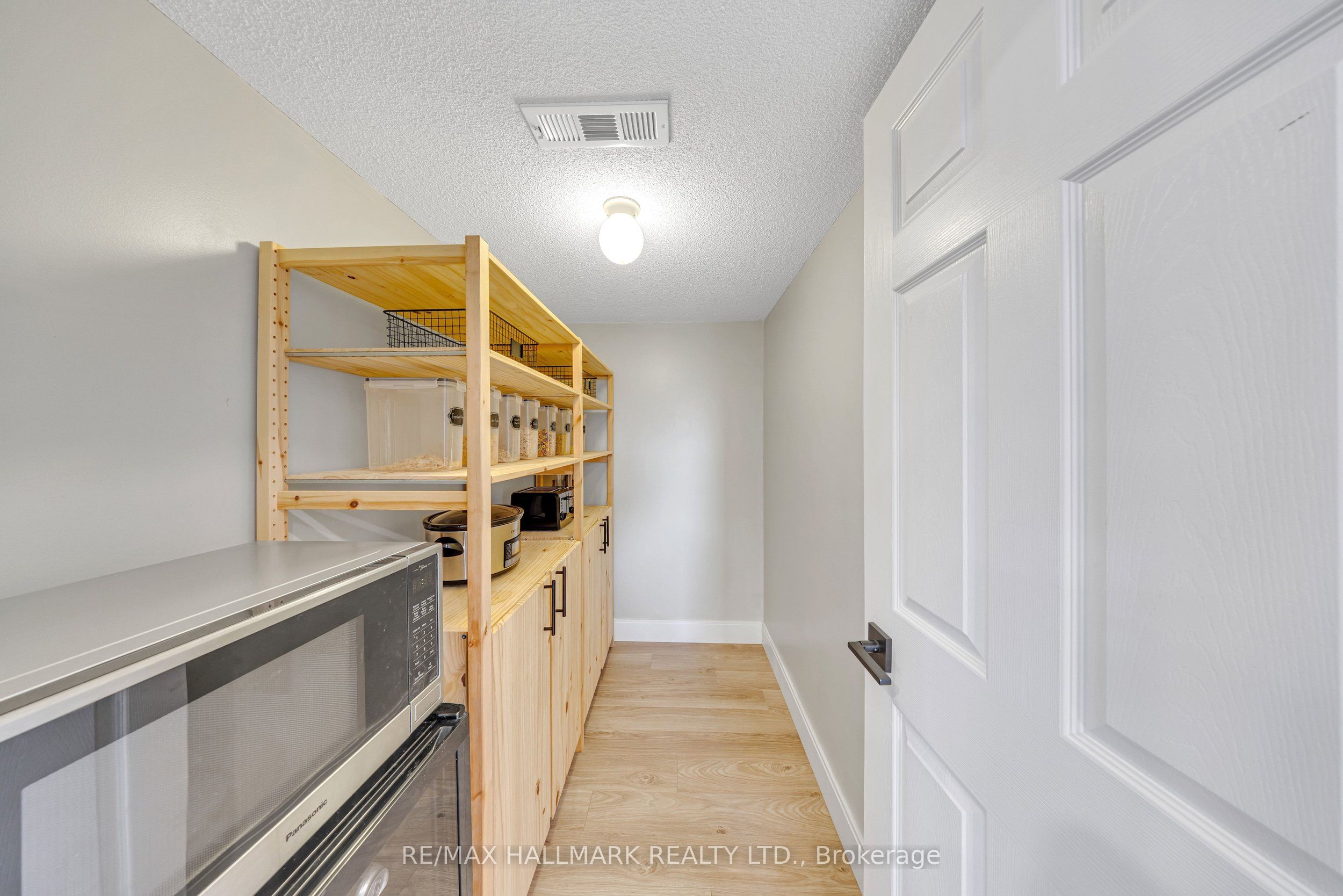 106 Petra Way 3 Property Photo 13