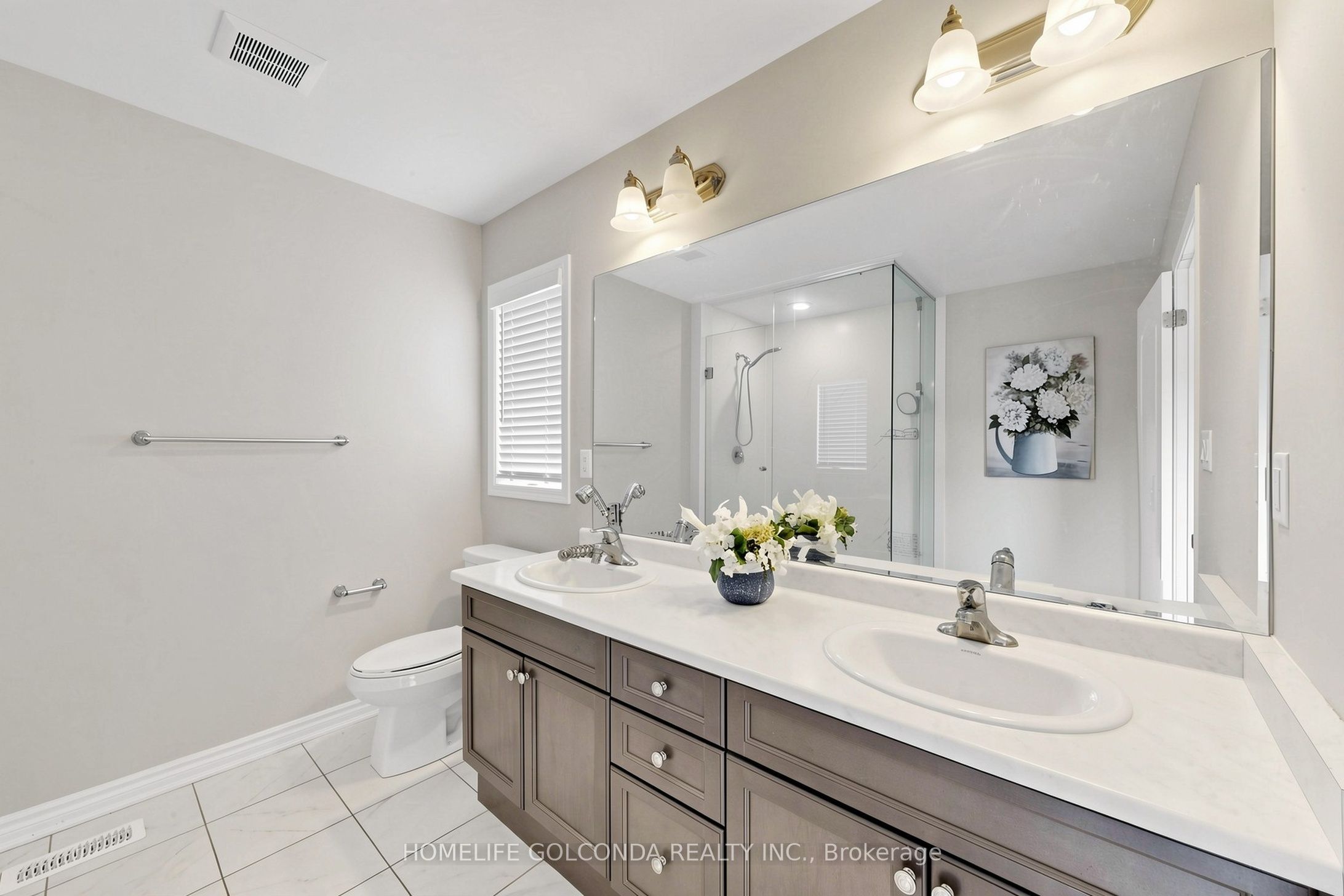 2716 Sapphire Drive Property Photo 18