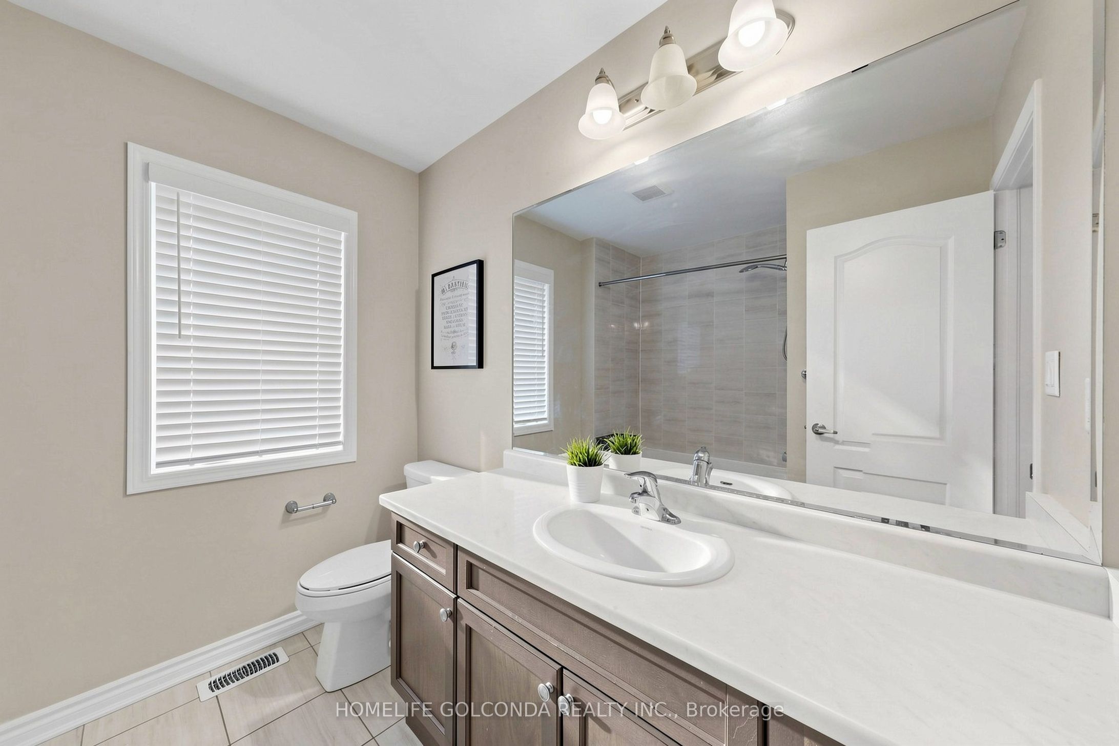 2716 Sapphire Drive Property Photo 23