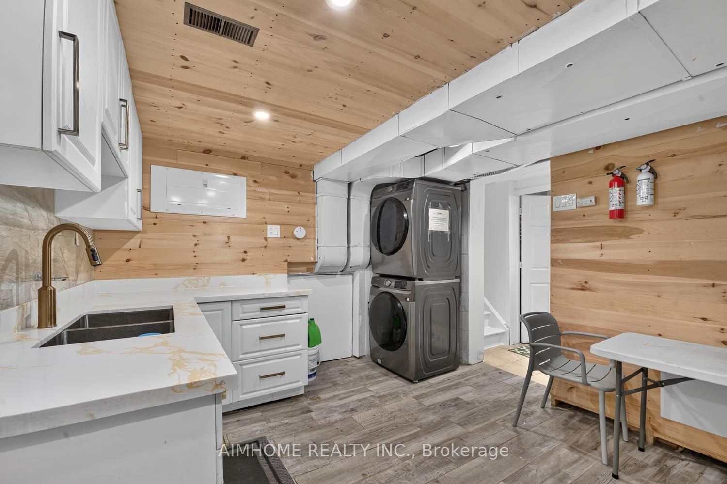 166 Guildwood Parkway Property Photo 25