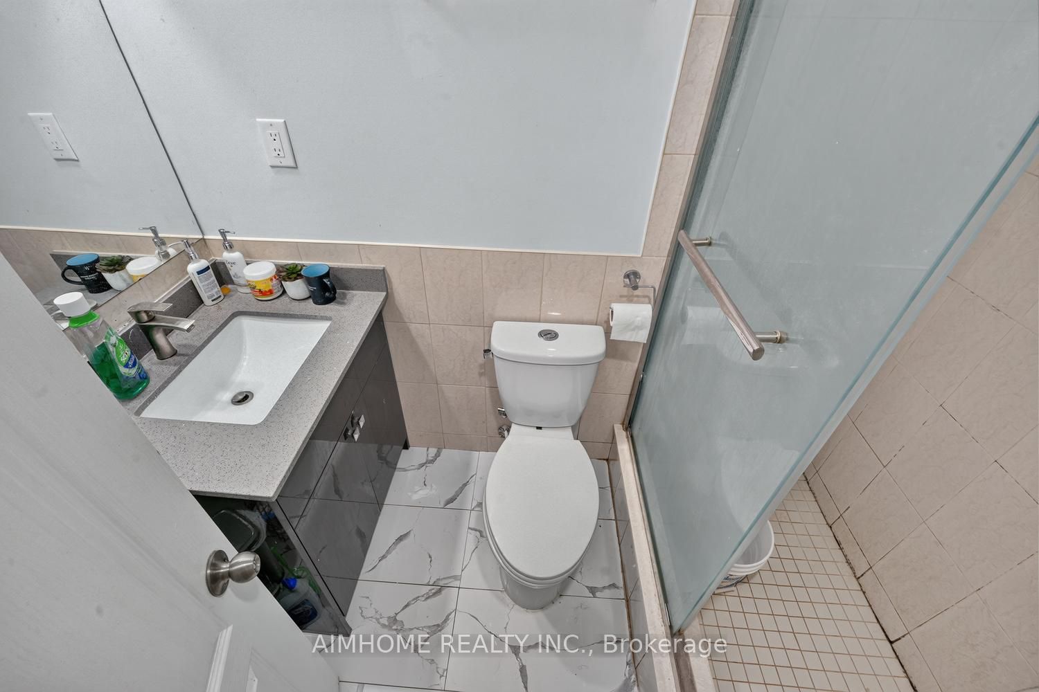 166 Guildwood Parkway Property Photo 26
