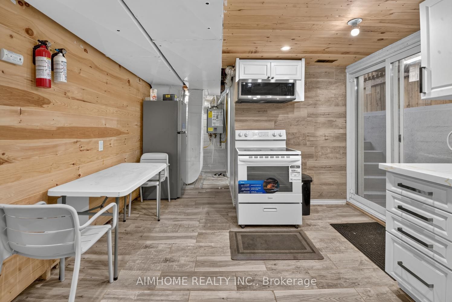 166 Guildwood Parkway Property Photo 29