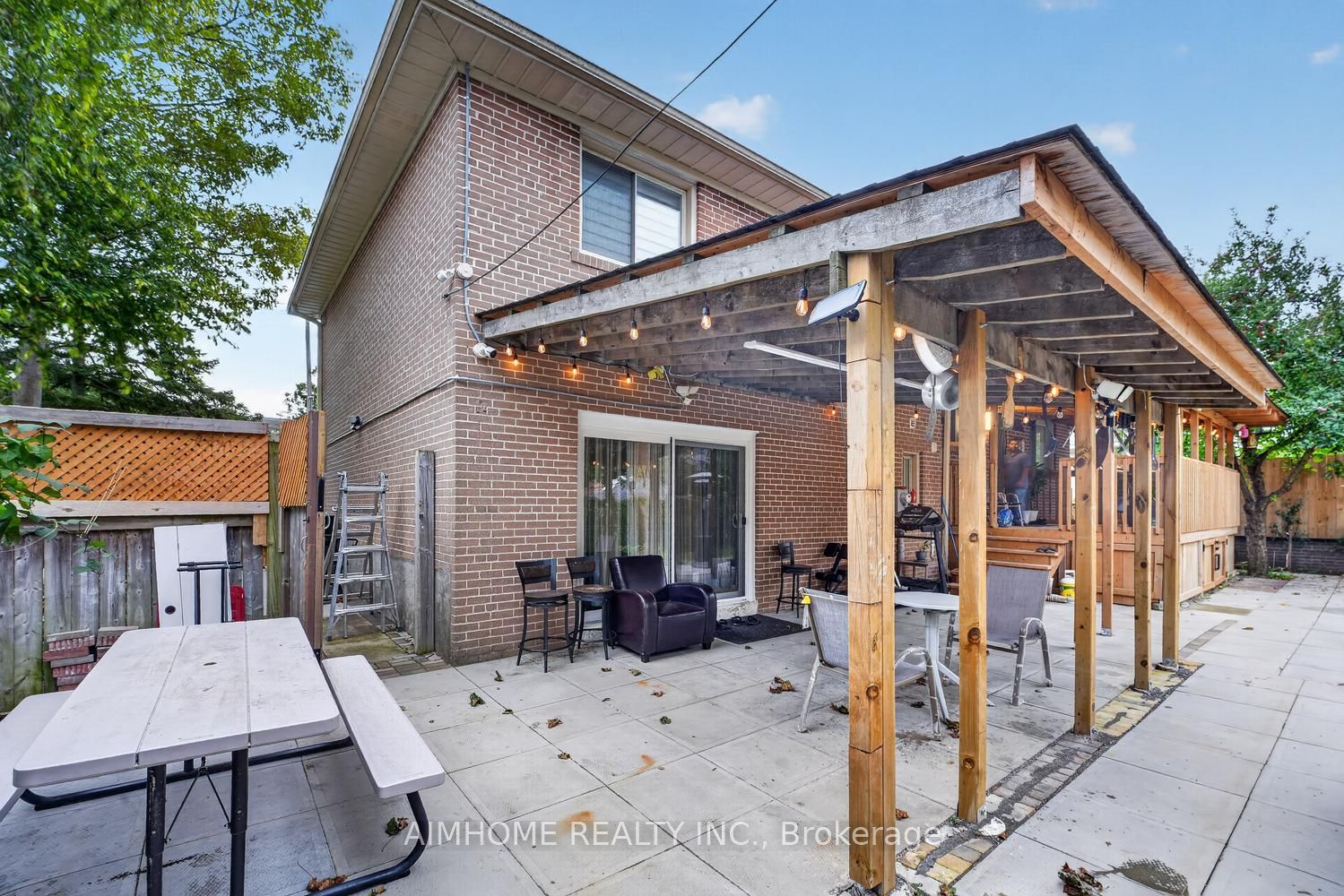 166 Guildwood Parkway Property Photo 32