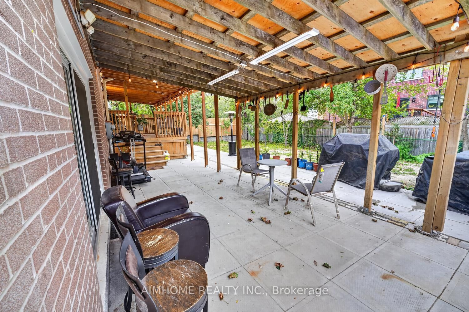 166 Guildwood Parkway Property Photo 36