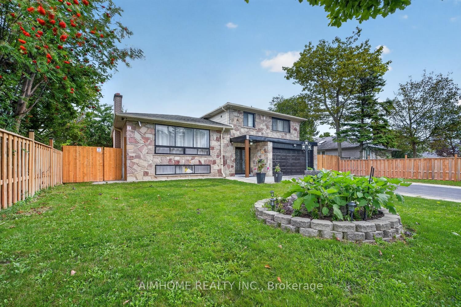166 Guildwood Parkway Property Photo 41