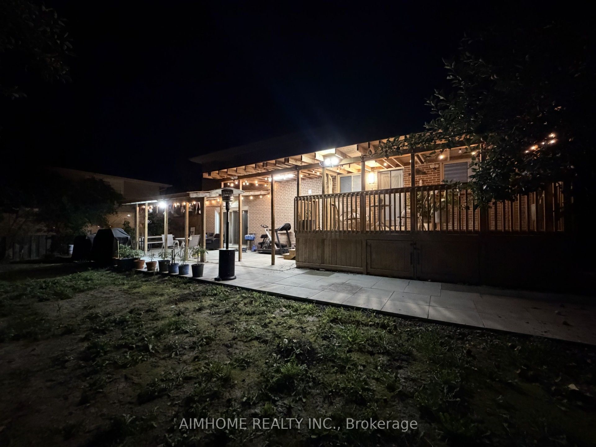166 Guildwood Parkway Property Photo 46