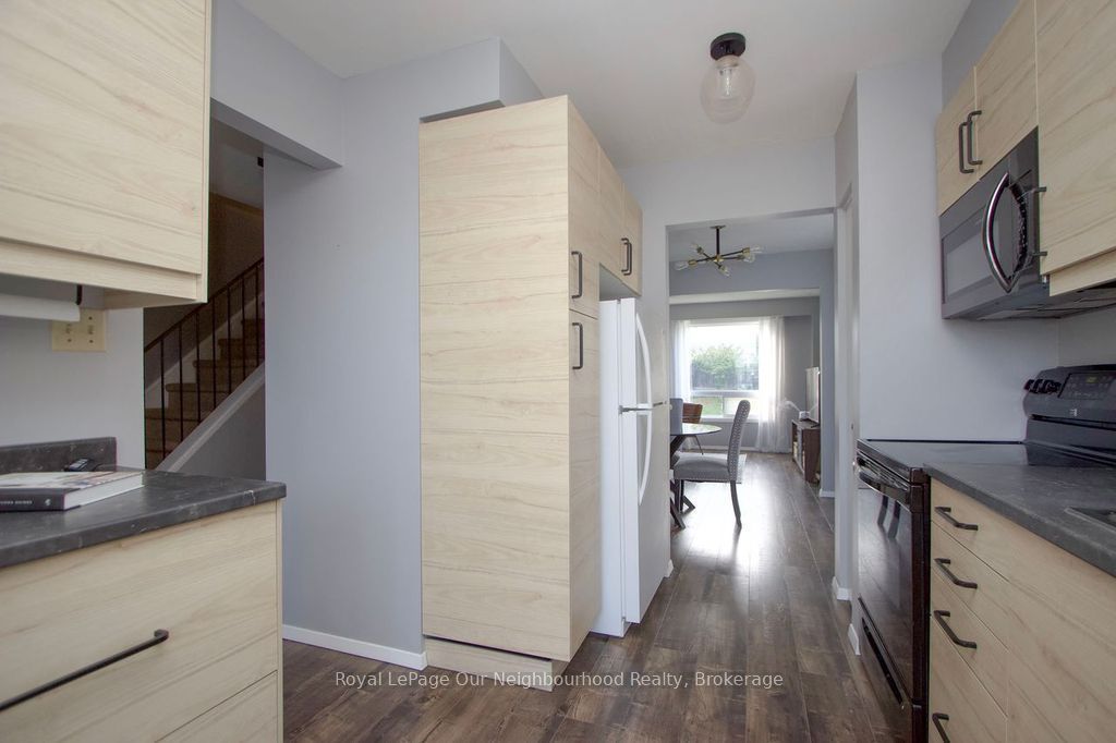 16 Hailey Court Property Photo 8