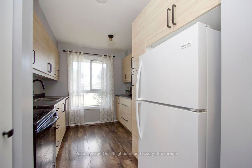 16 Hailey Court Property Photo 11