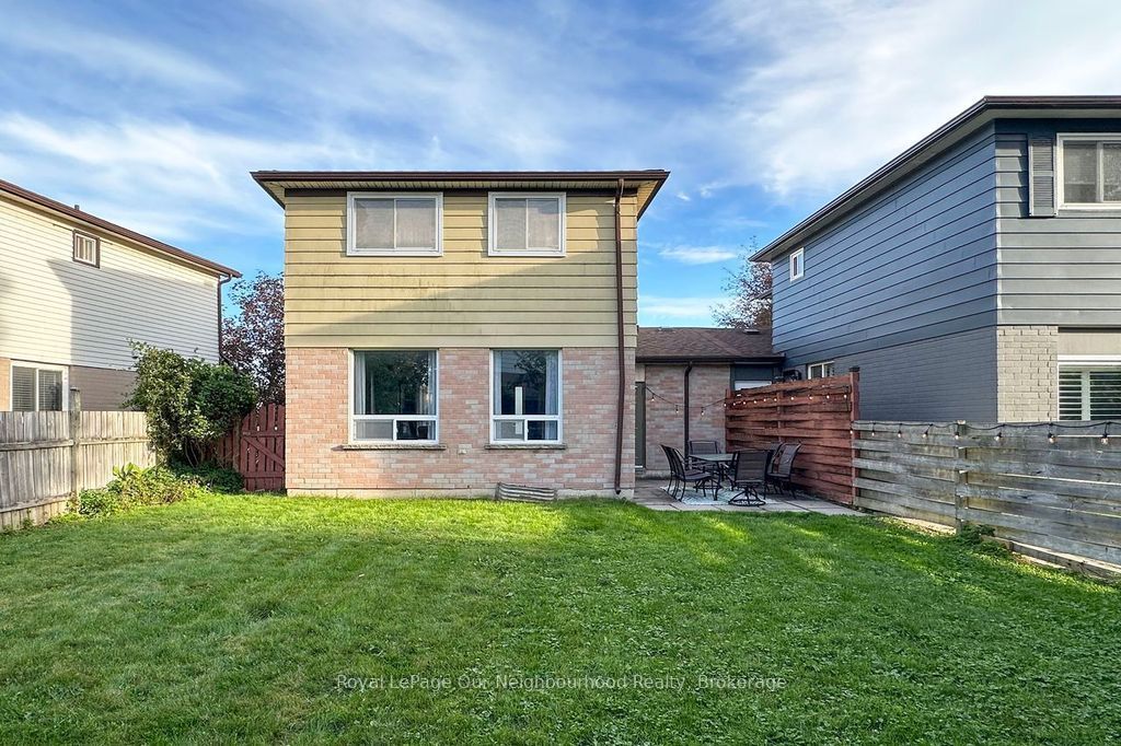 16 Hailey Court Property Photo 31