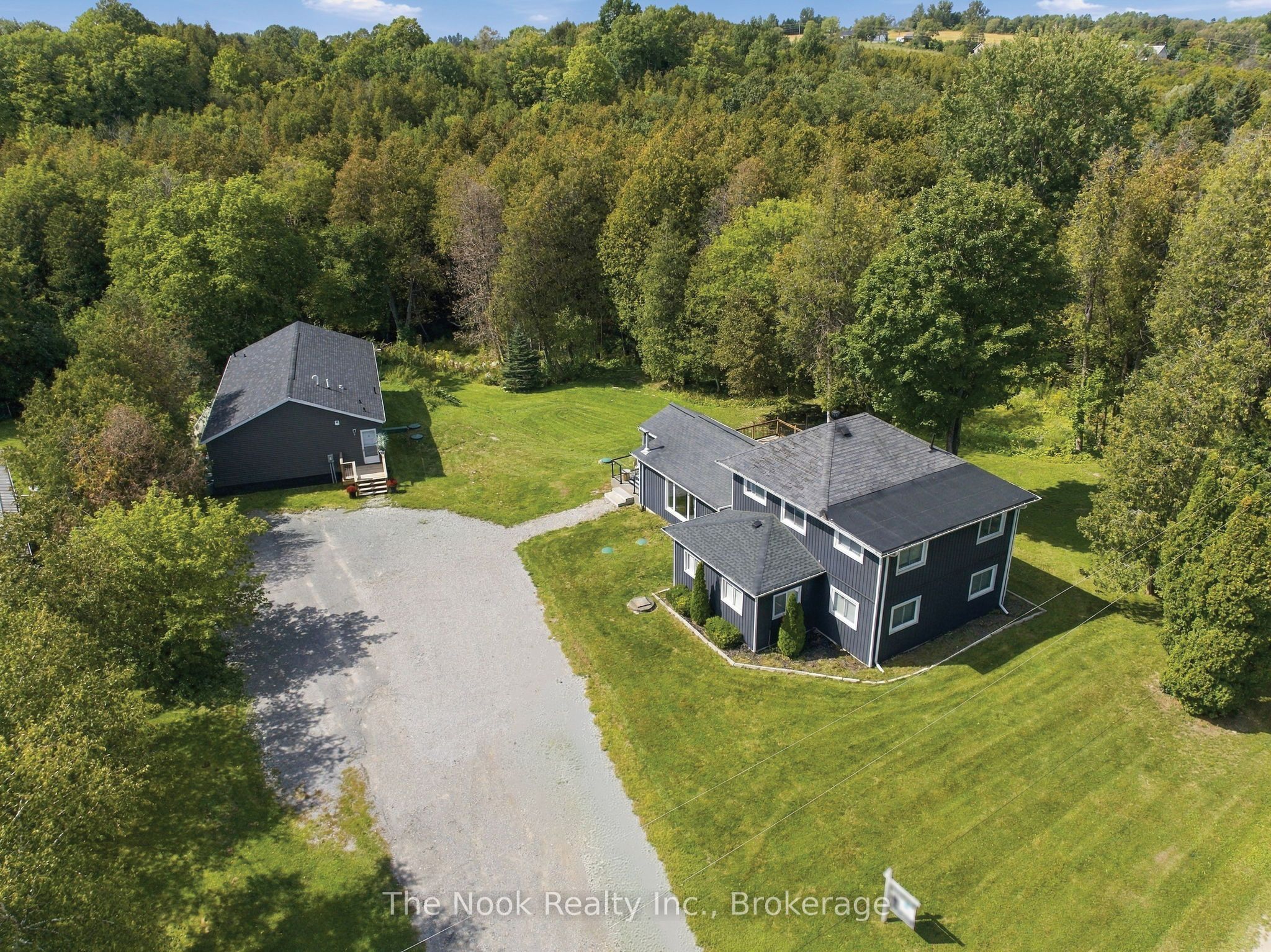 7704 Leskard Road Property Photo 1