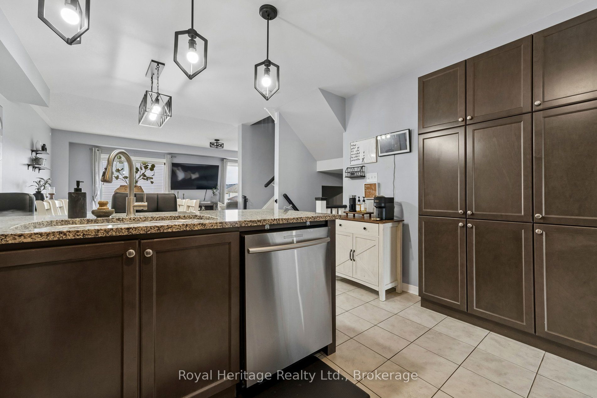 80 Richard Davies Crescent Property Photo 16