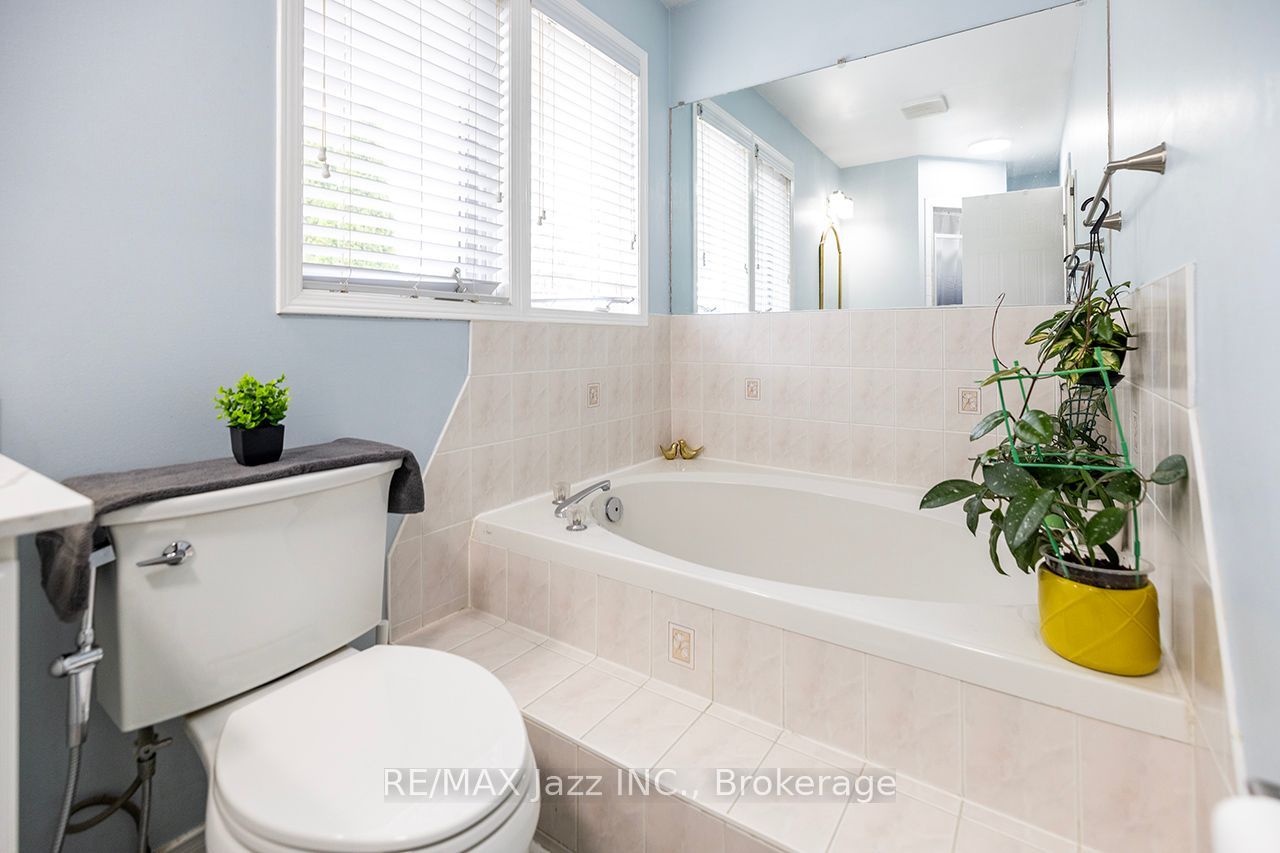 23 Meredith Court Property Photo 22