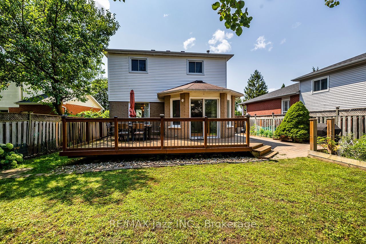 23 Meredith Court Property Photo 37
