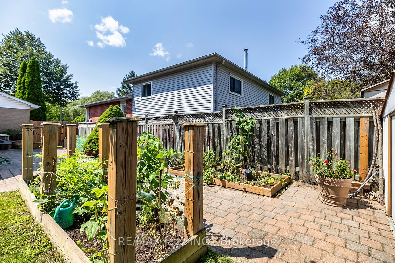 23 Meredith Court Property Photo 38