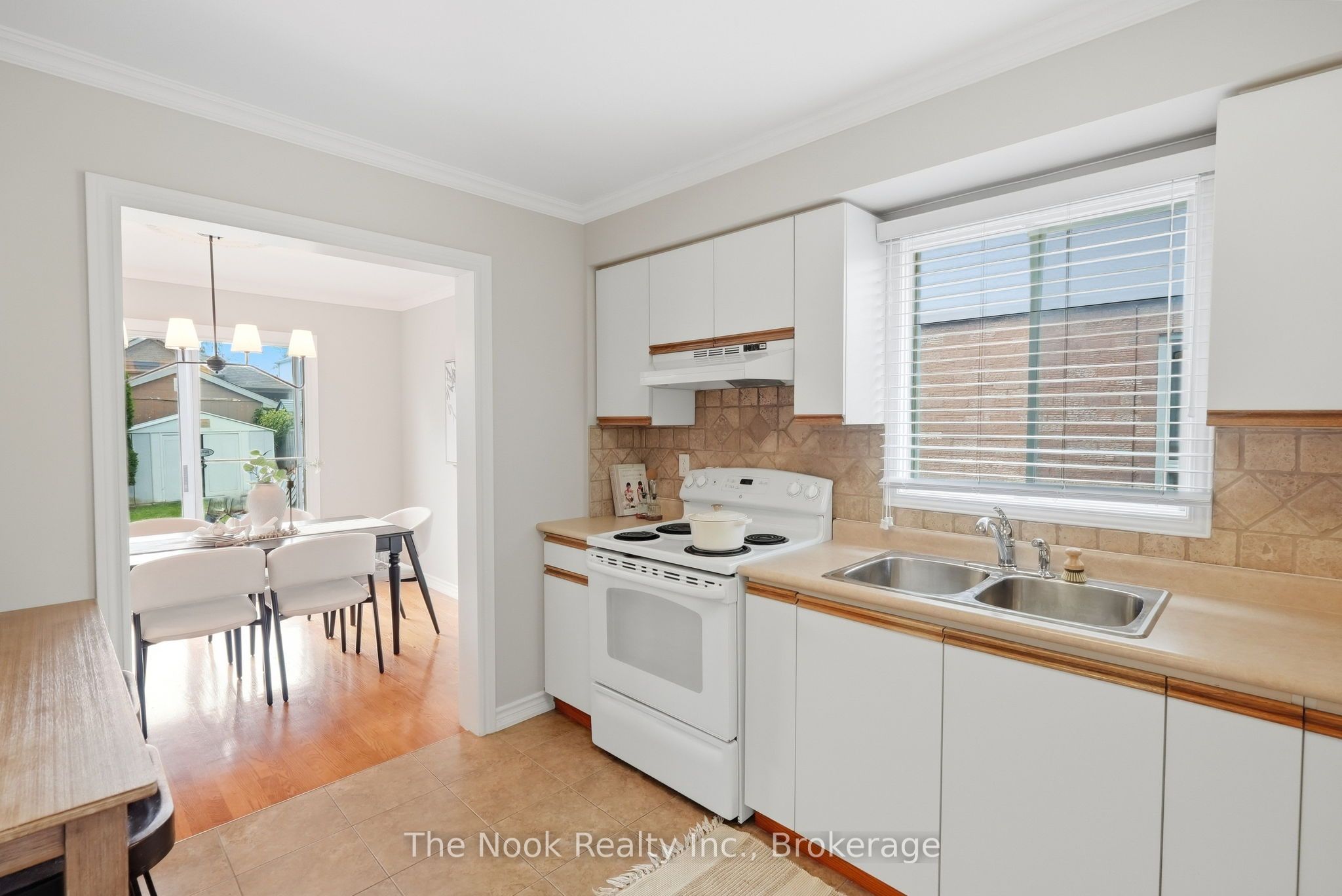 16 Kershaw Street Property Photo 21
