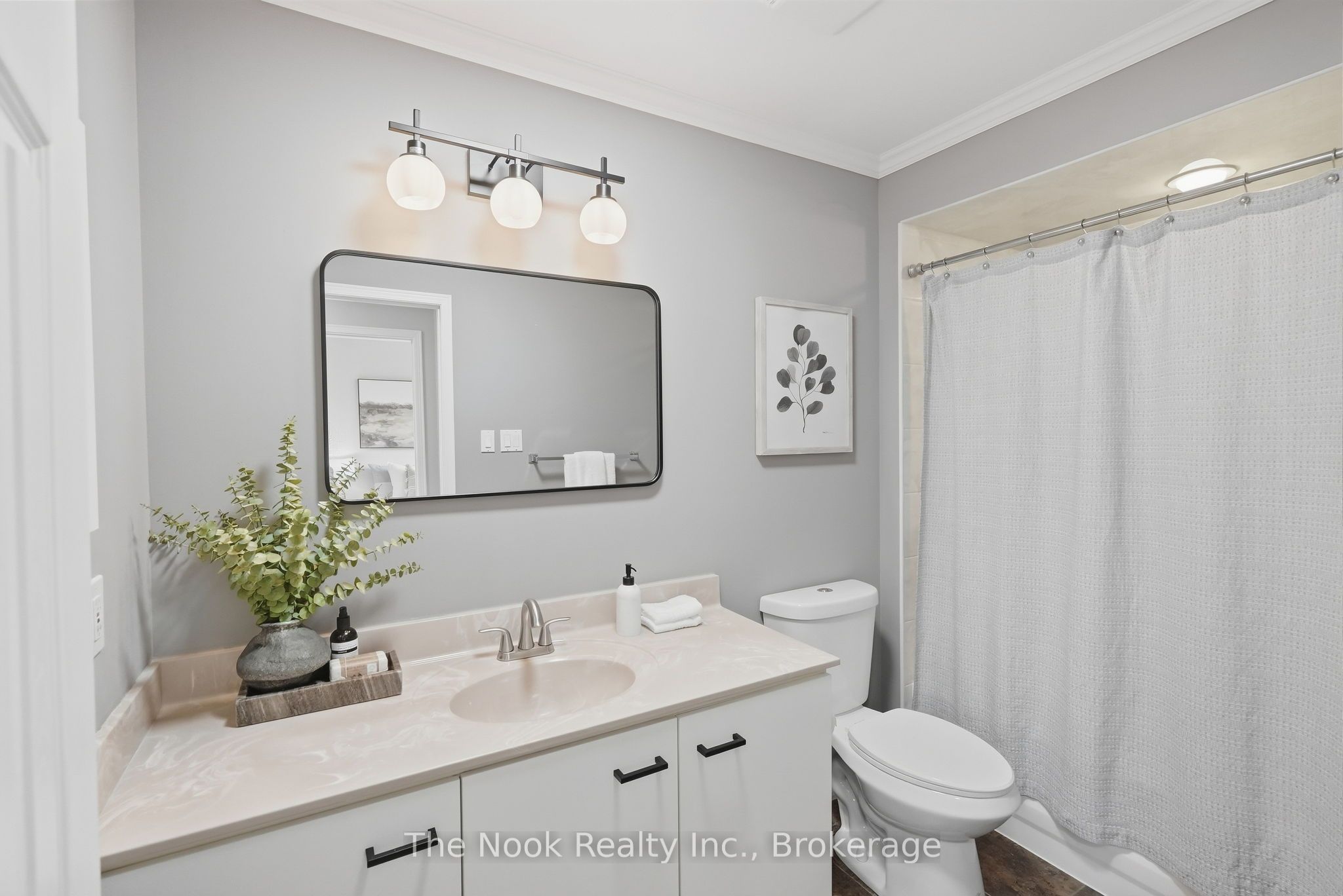 16 Kershaw Street Property Photo 32