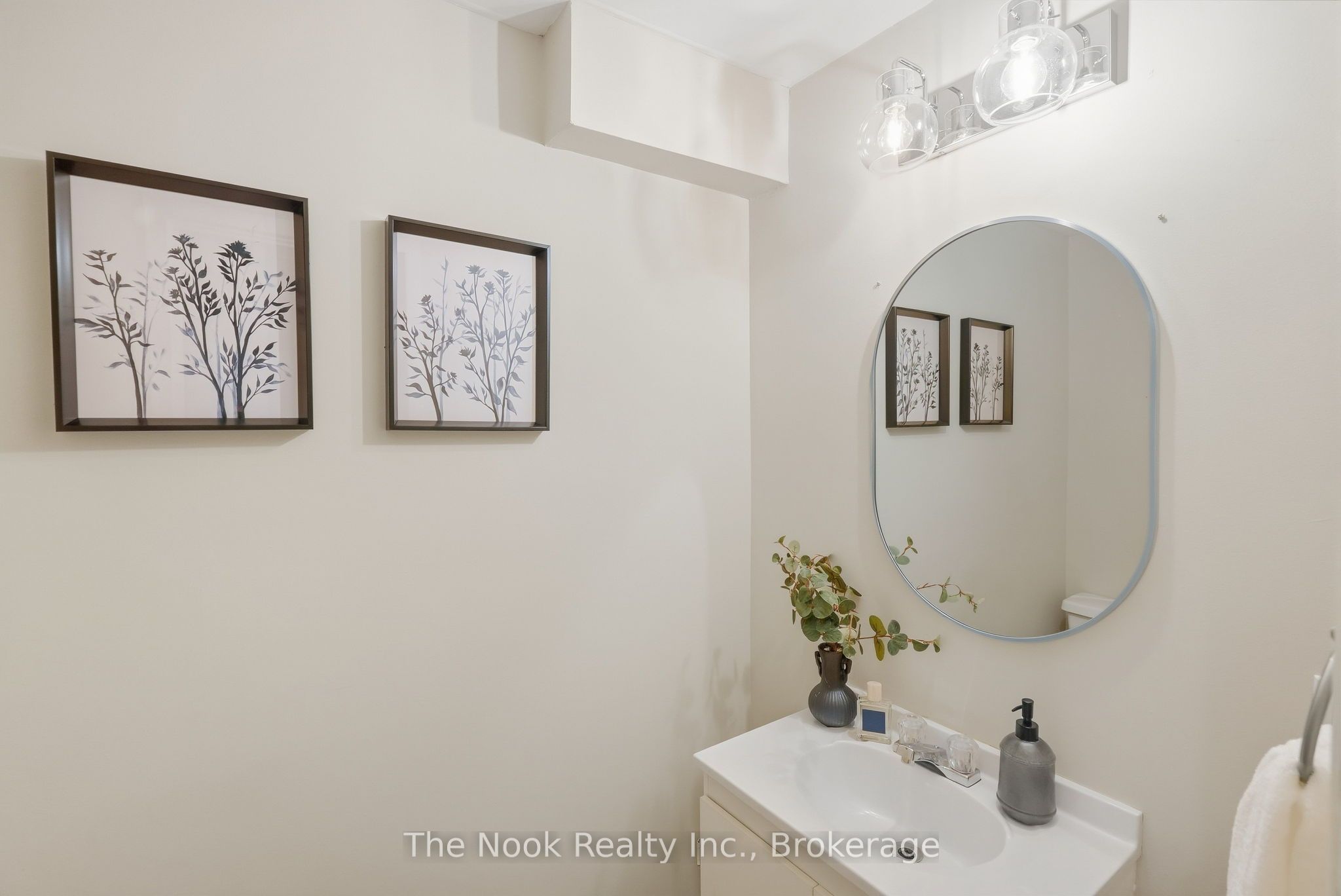 16 Kershaw Street Property Photo 39
