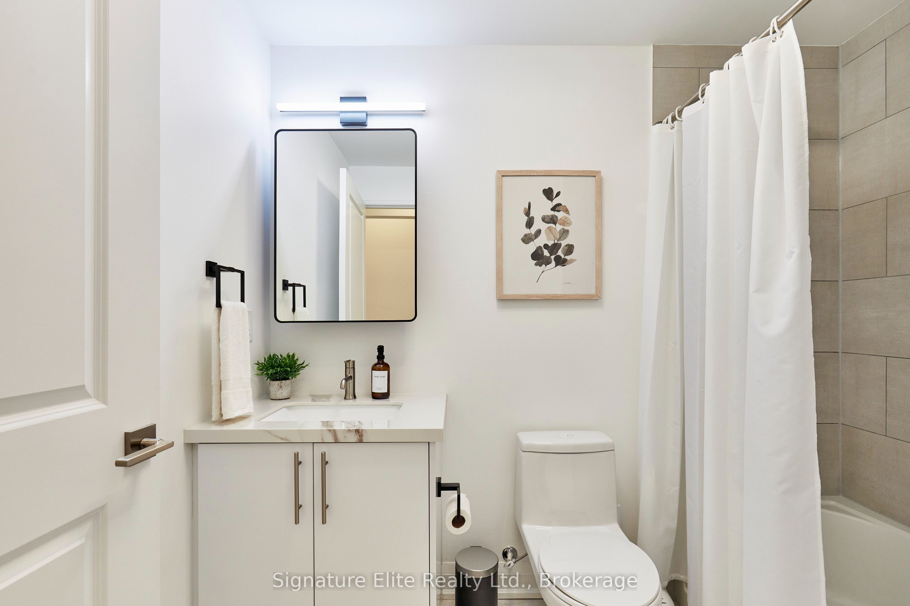 1870 Altona Road 21 Property Photo 23