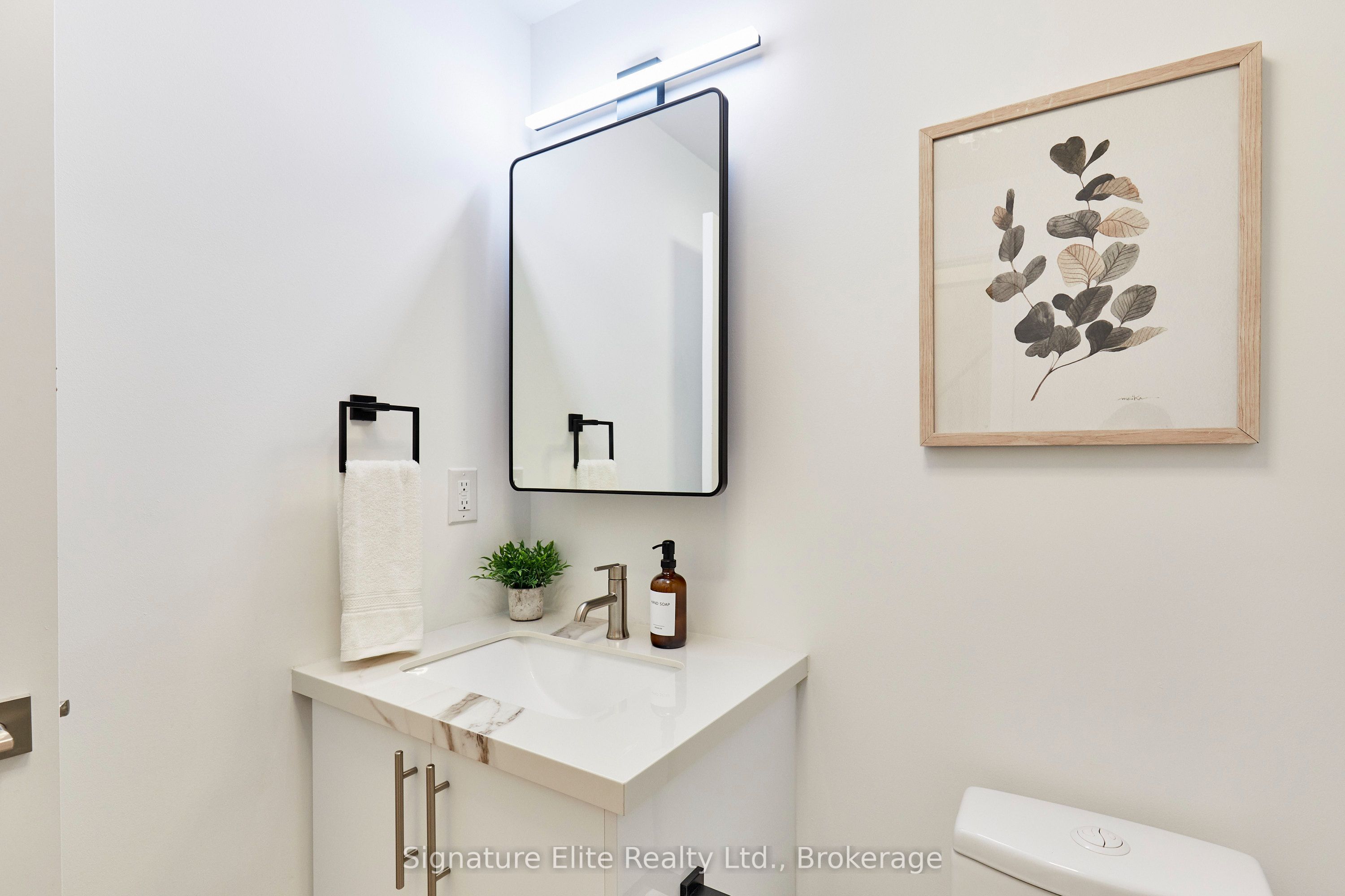 1870 Altona Road 21 Property Photo 24