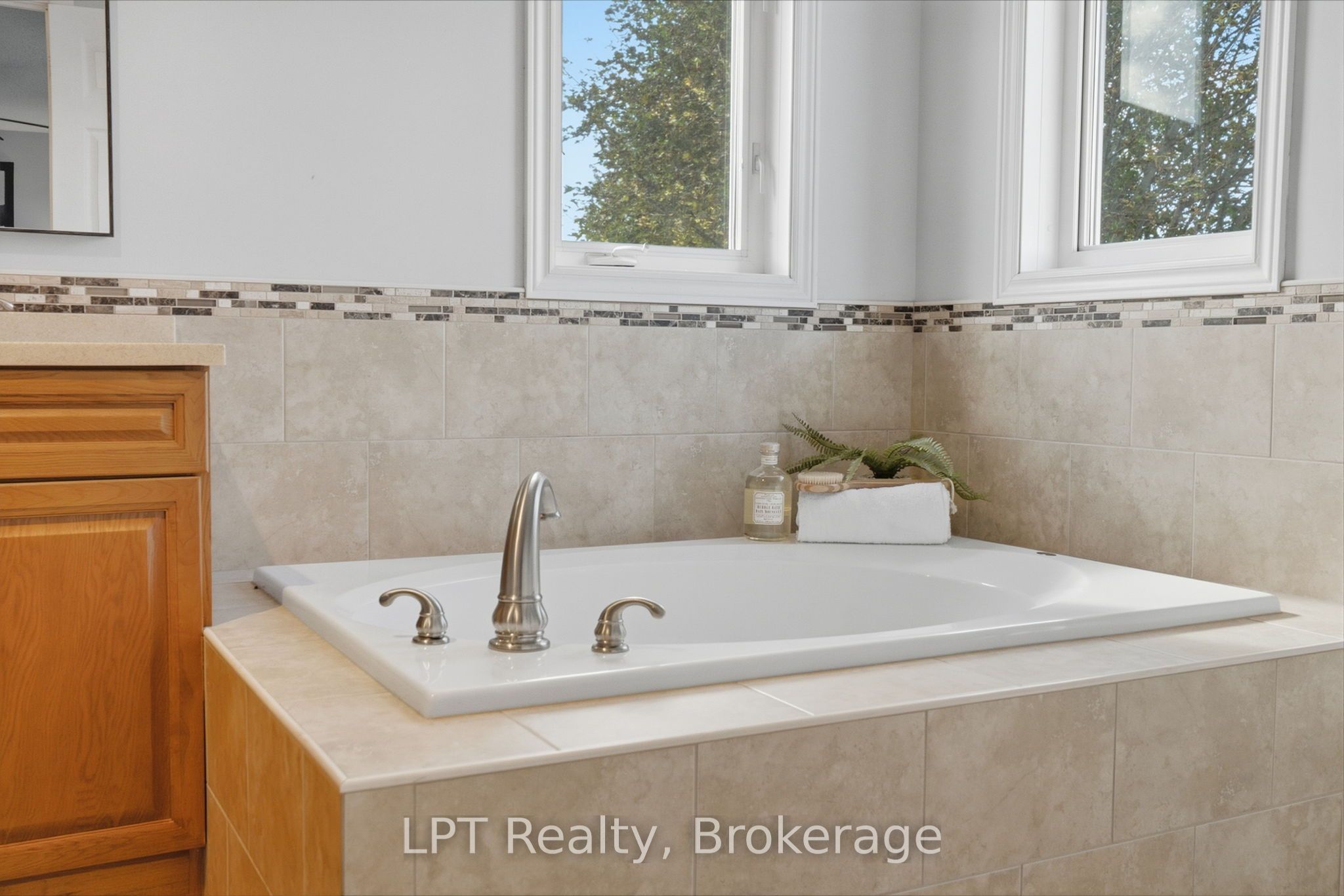 152 Sheridan Street Property Photo 22