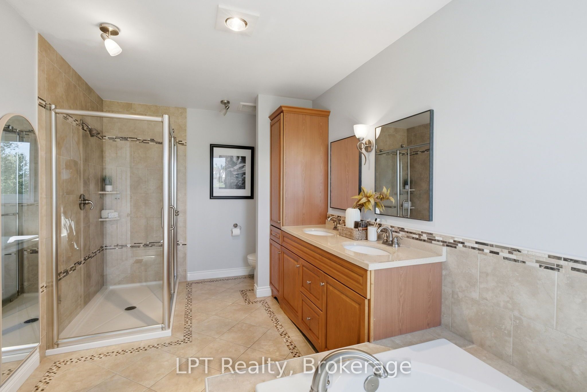 152 Sheridan Street Property Photo 24