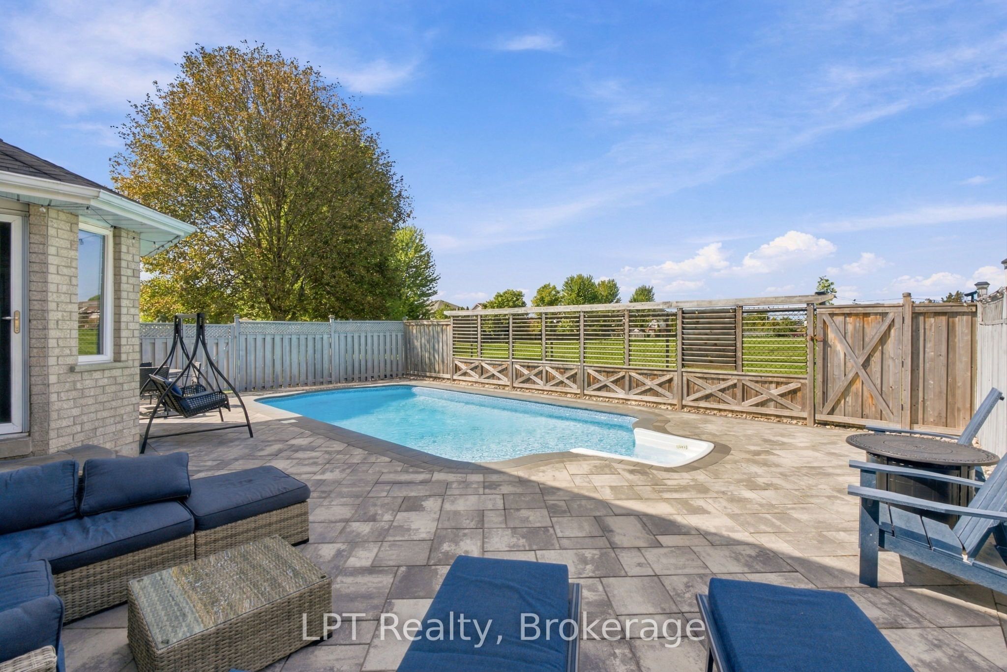 152 Sheridan Street Property Photo 42