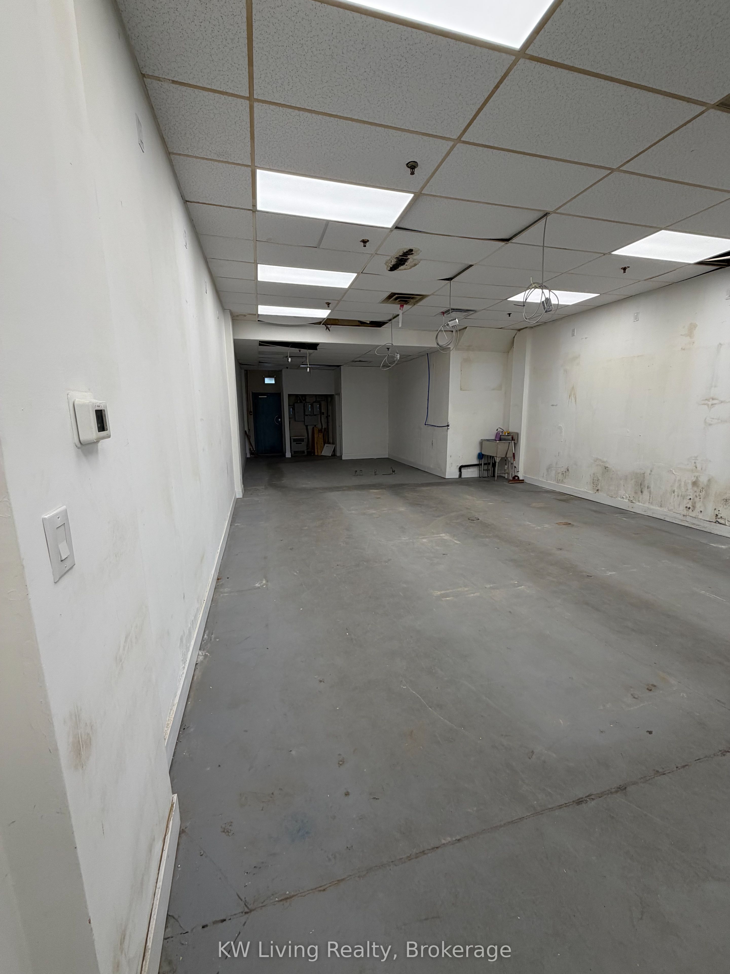 240 Alton Towers Circle A9 Property Photo 12