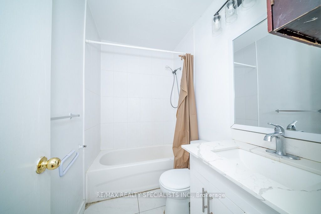 17 Huddleston Court Property Photo 22