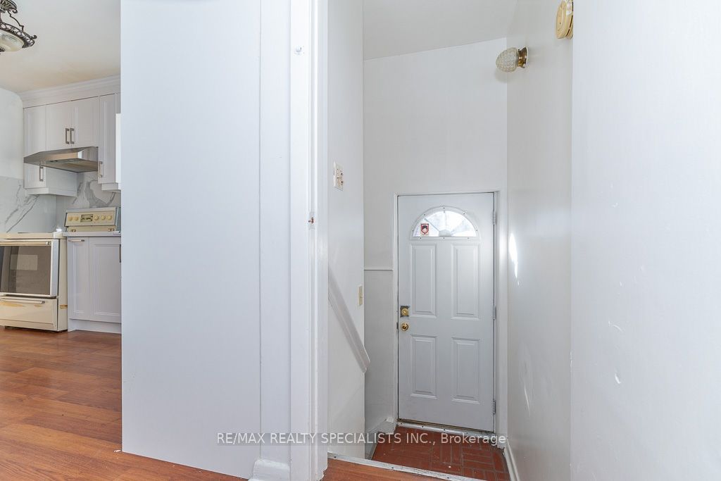 17 Huddleston Court Property Photo 23