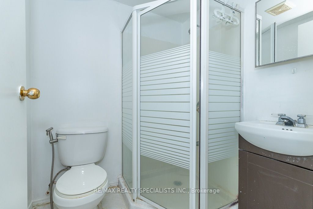 17 Huddleston Court Property Photo 37