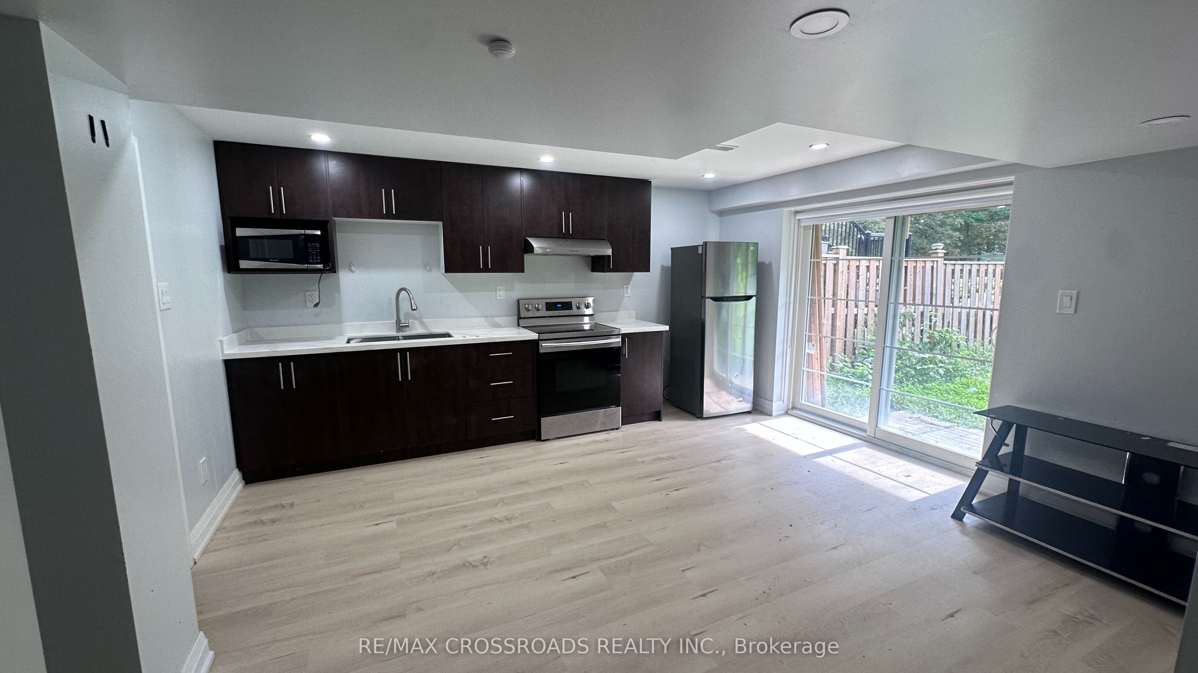 2388 Dress Circle Crescent Basement Apartment Property Photo 1