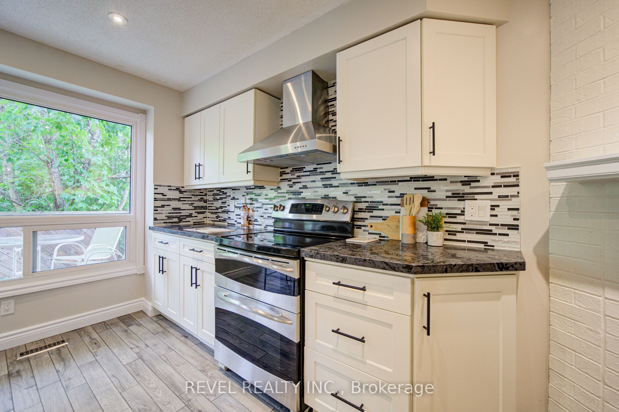 2141 Theoden Court Property Photo 14