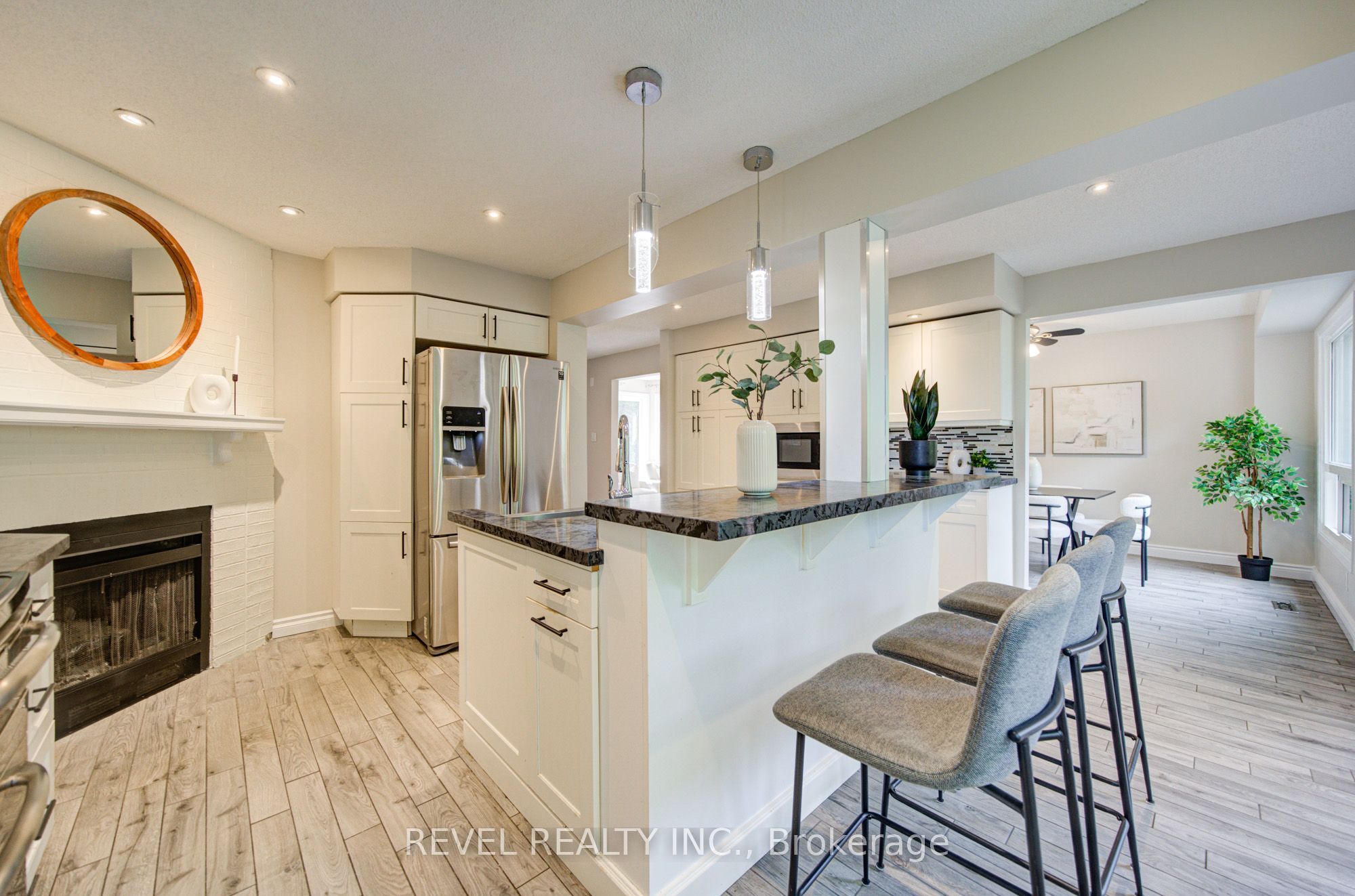 2141 Theoden Court Property Photo 16