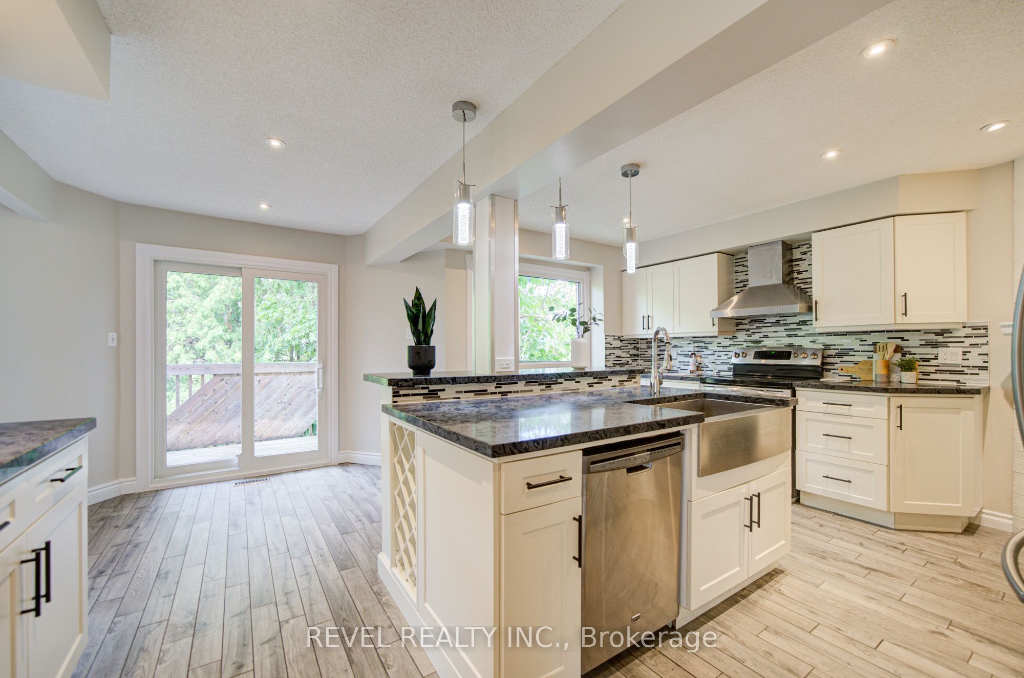 2141 Theoden Court Property Photo 18