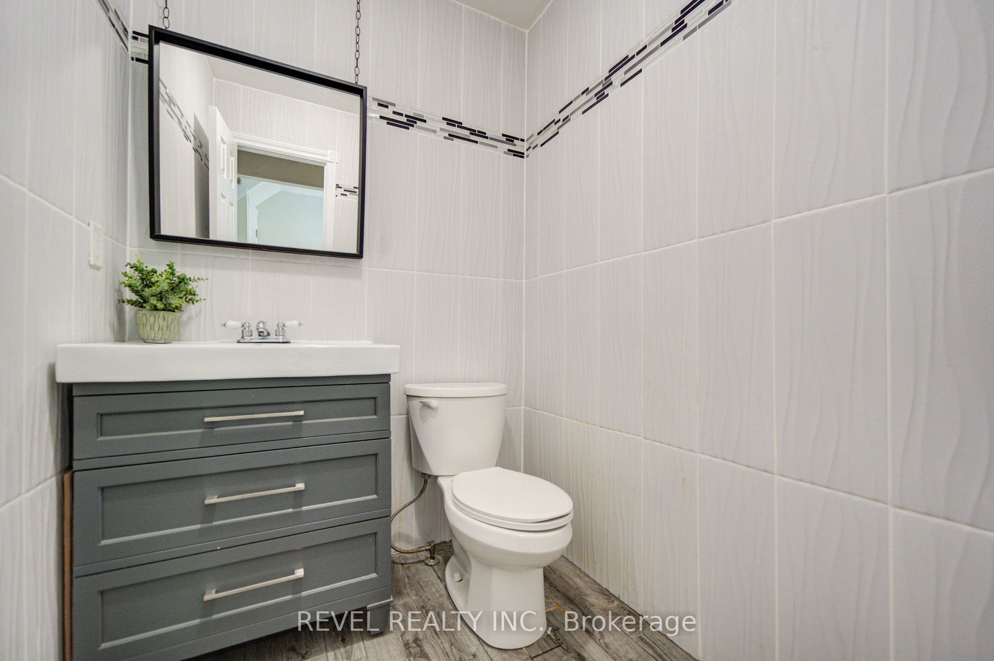 2141 Theoden Court Property Photo 19