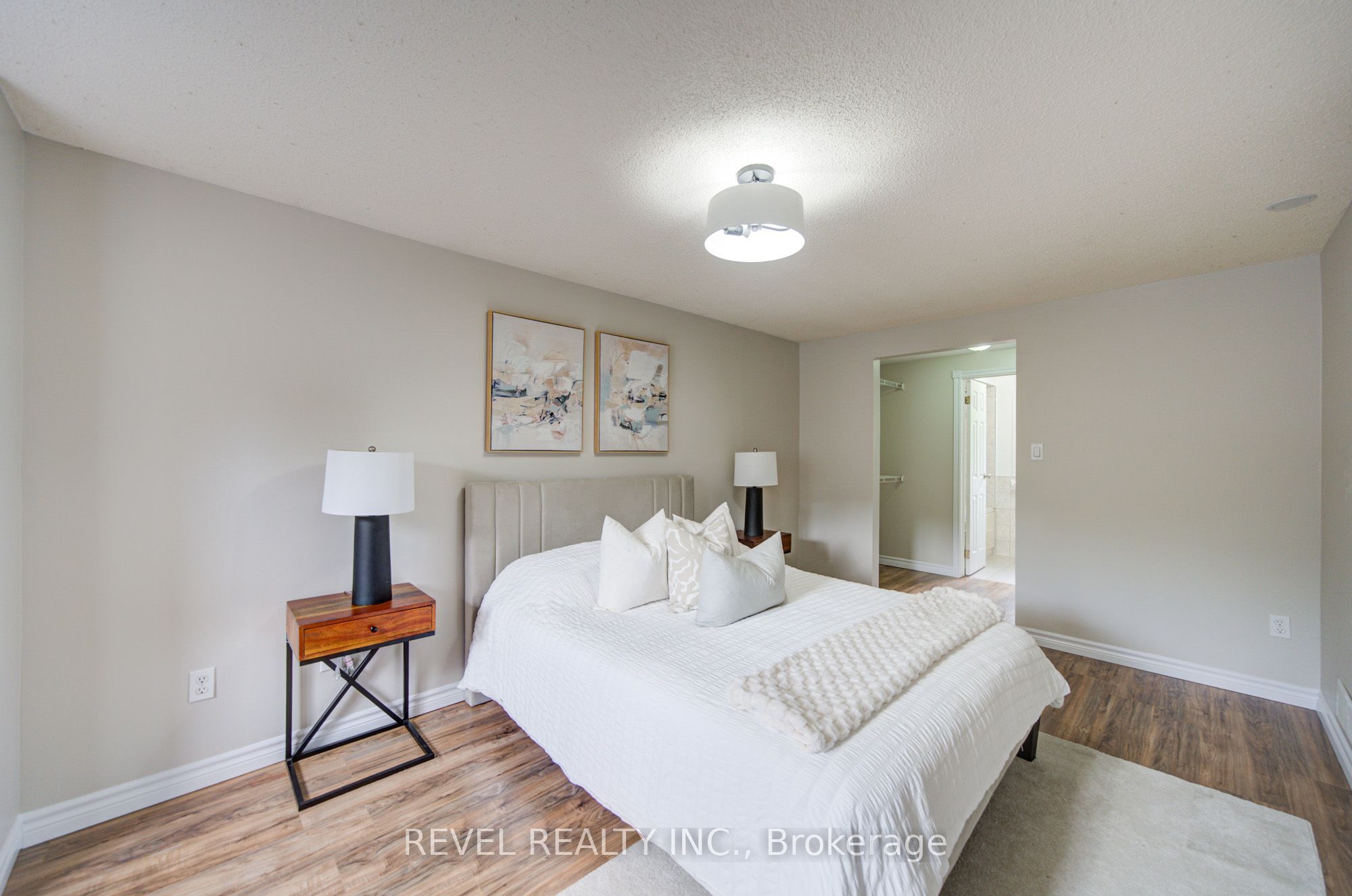 2141 Theoden Court Property Photo 22