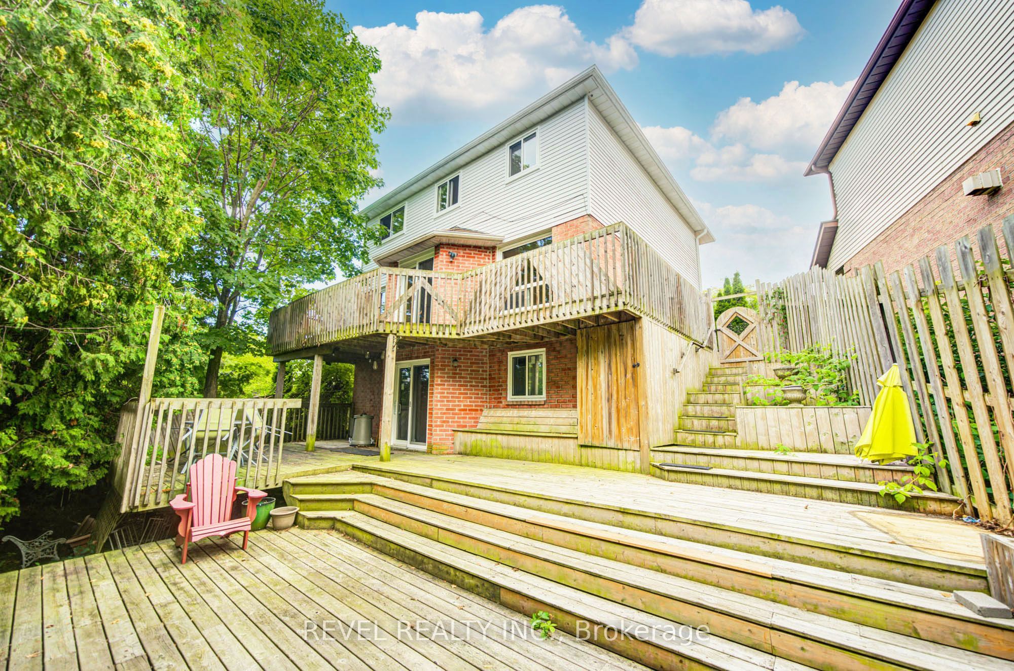 2141 Theoden Court Property Photo 47