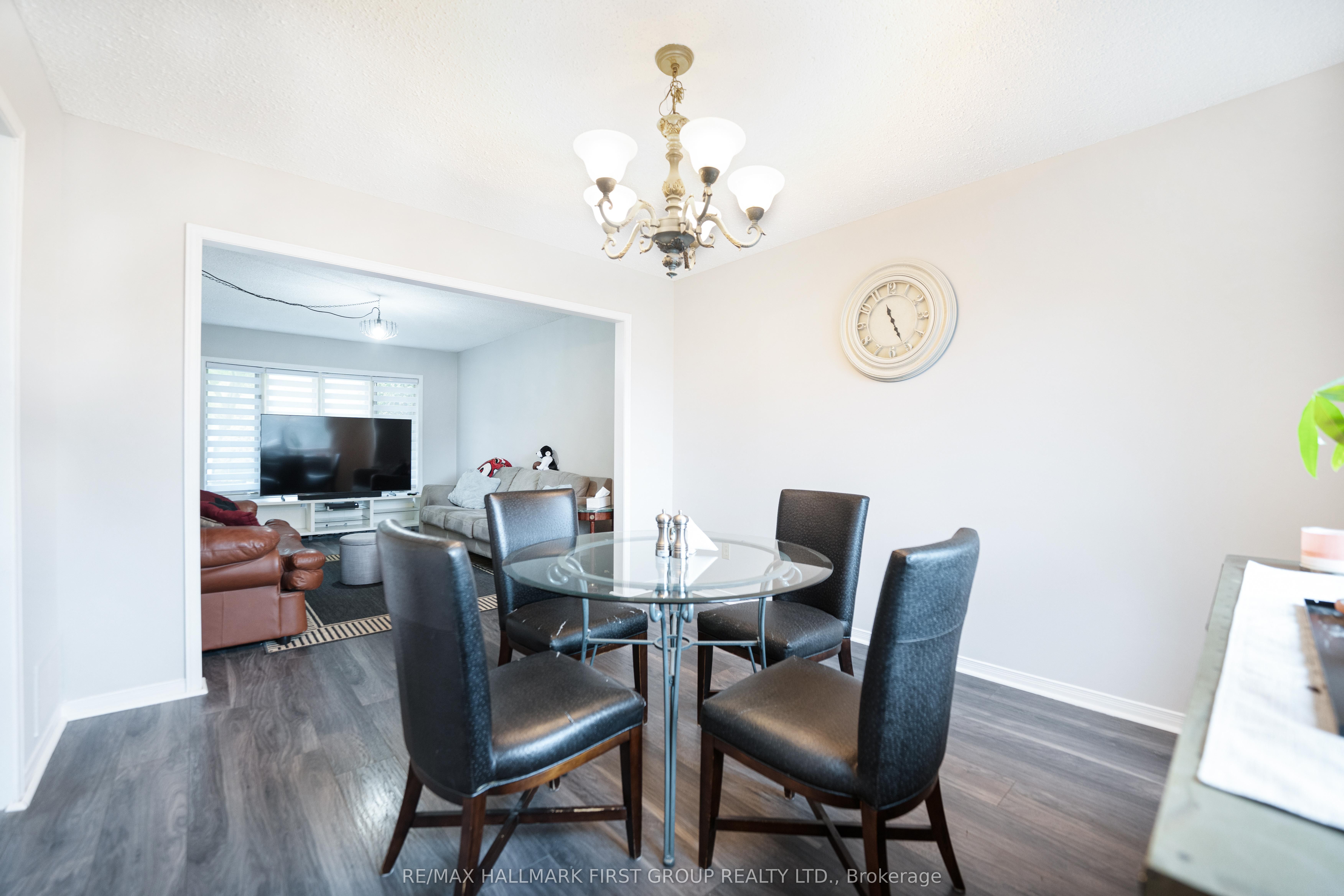 1855 New Street Property Photo 5