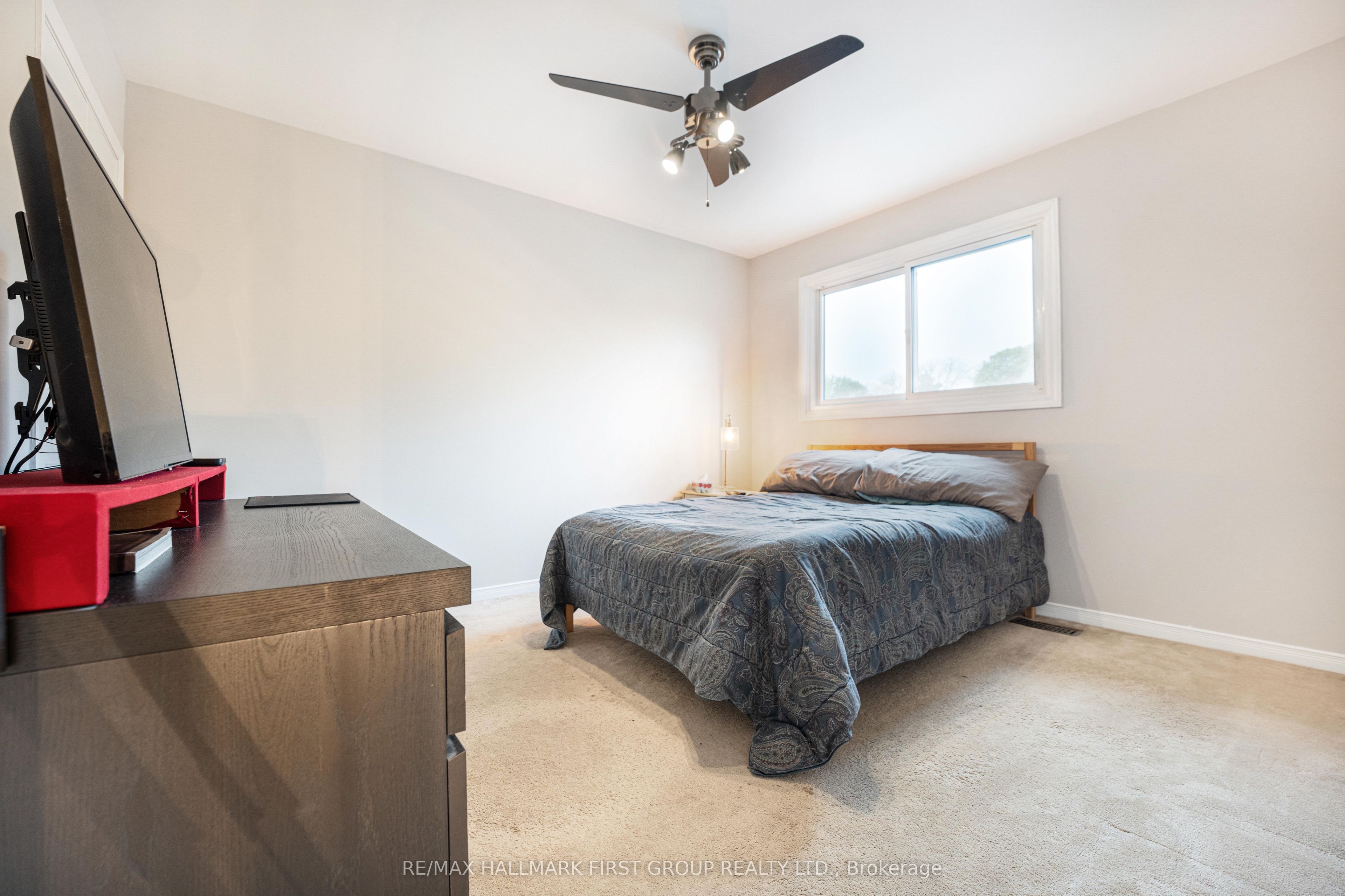 1855 New Street Property Photo 13