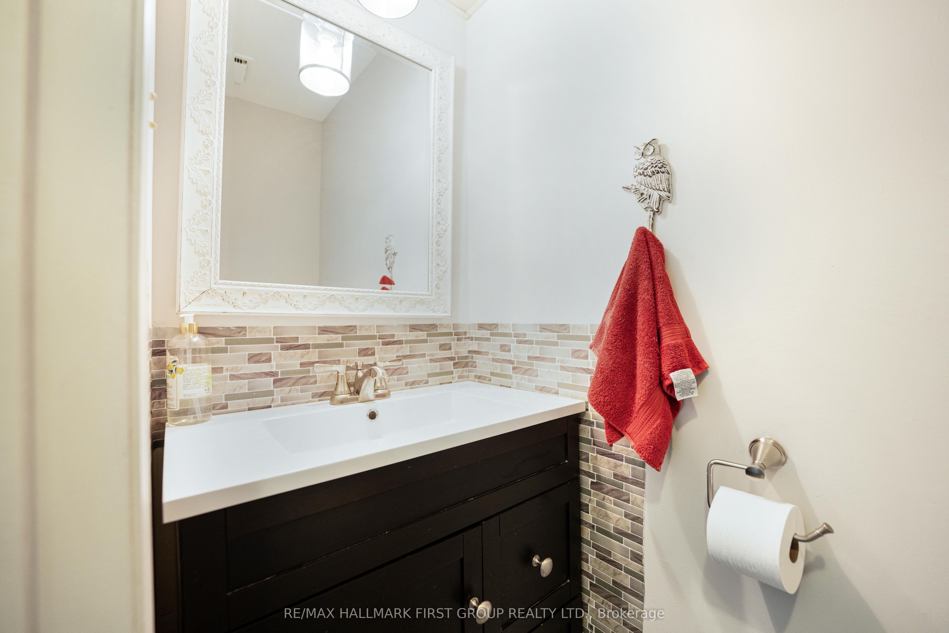 1855 New Street Property Photo 24