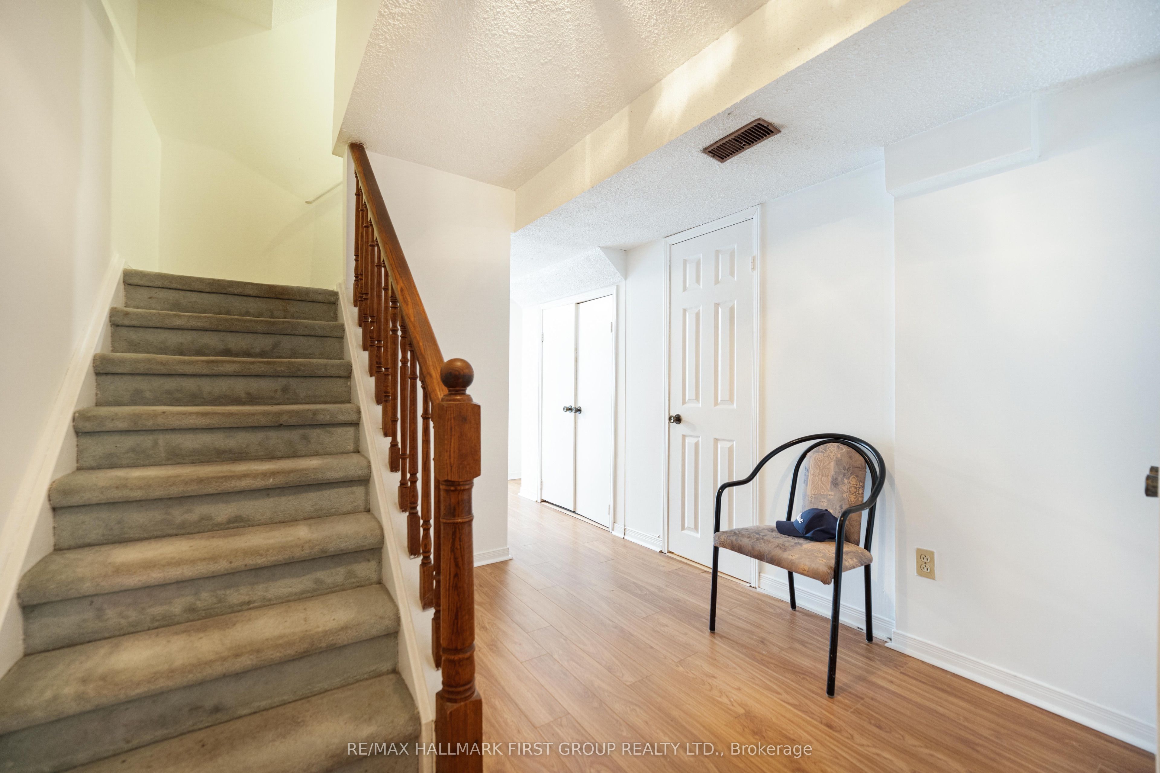 1855 New Street Property Photo 27
