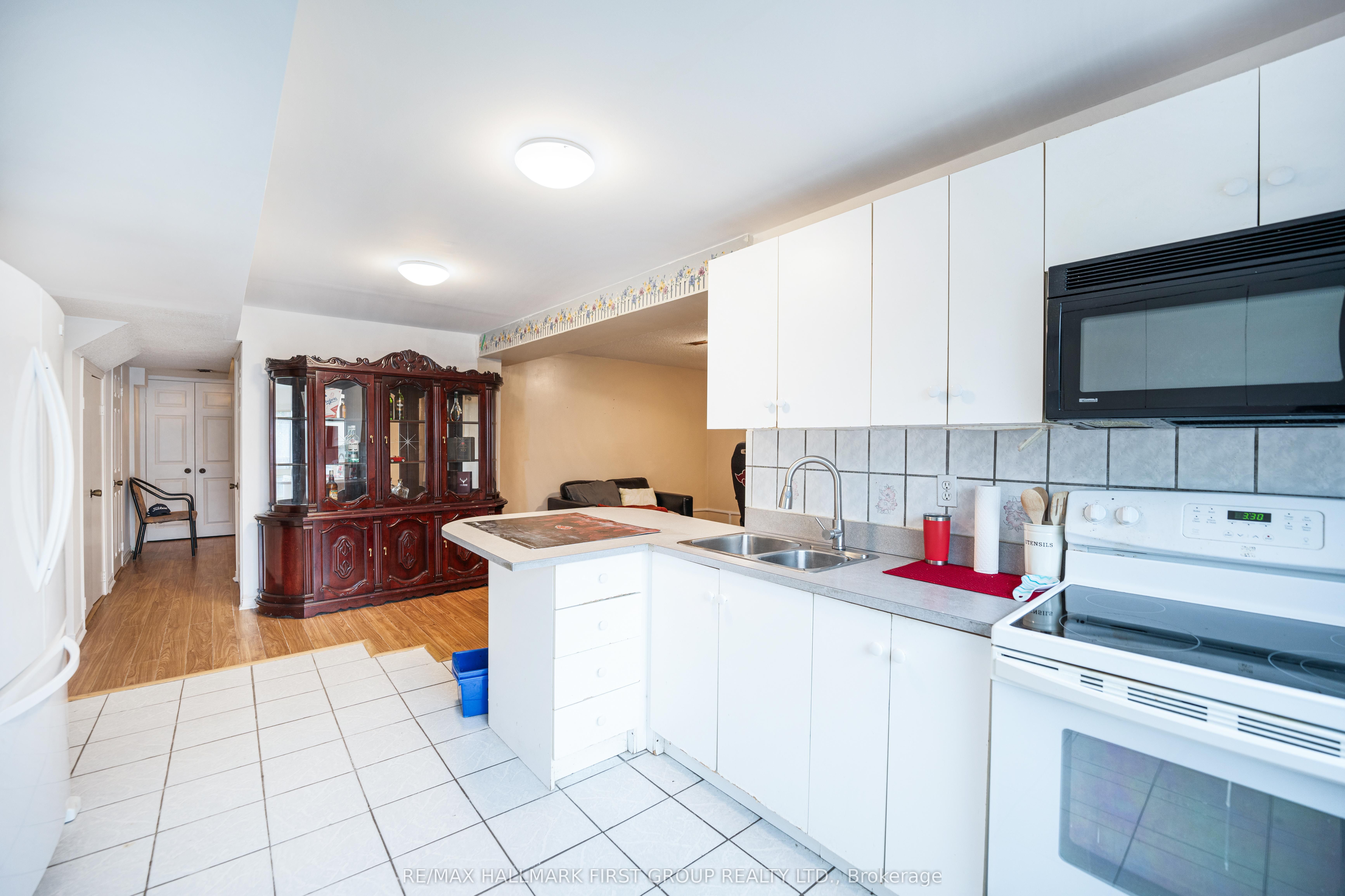 1855 New Street Property Photo 31