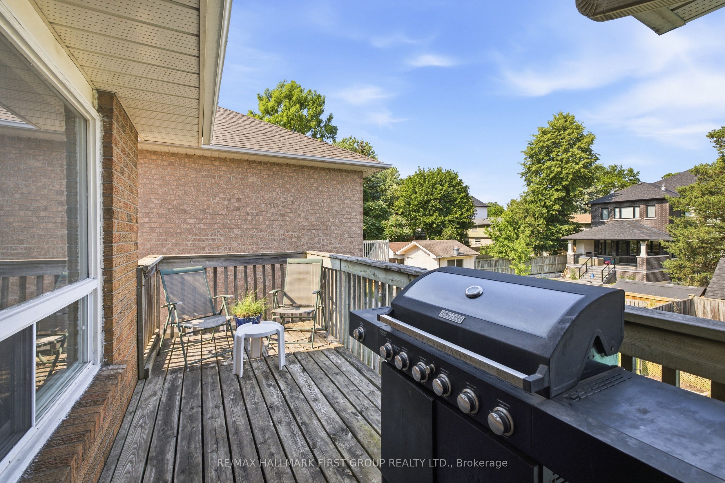 1855 New Street Property Photo 32