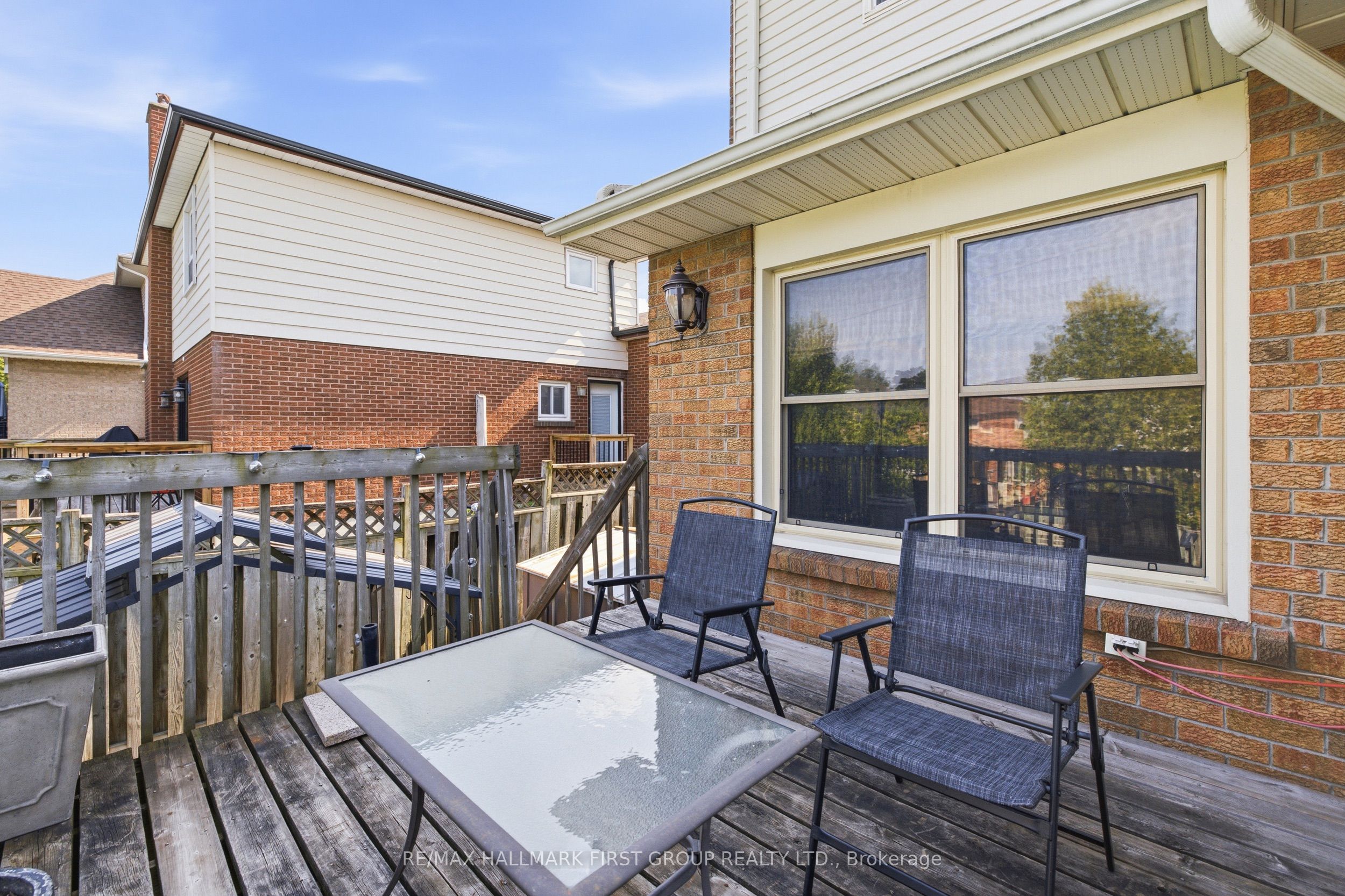 1855 New Street Property Photo 35