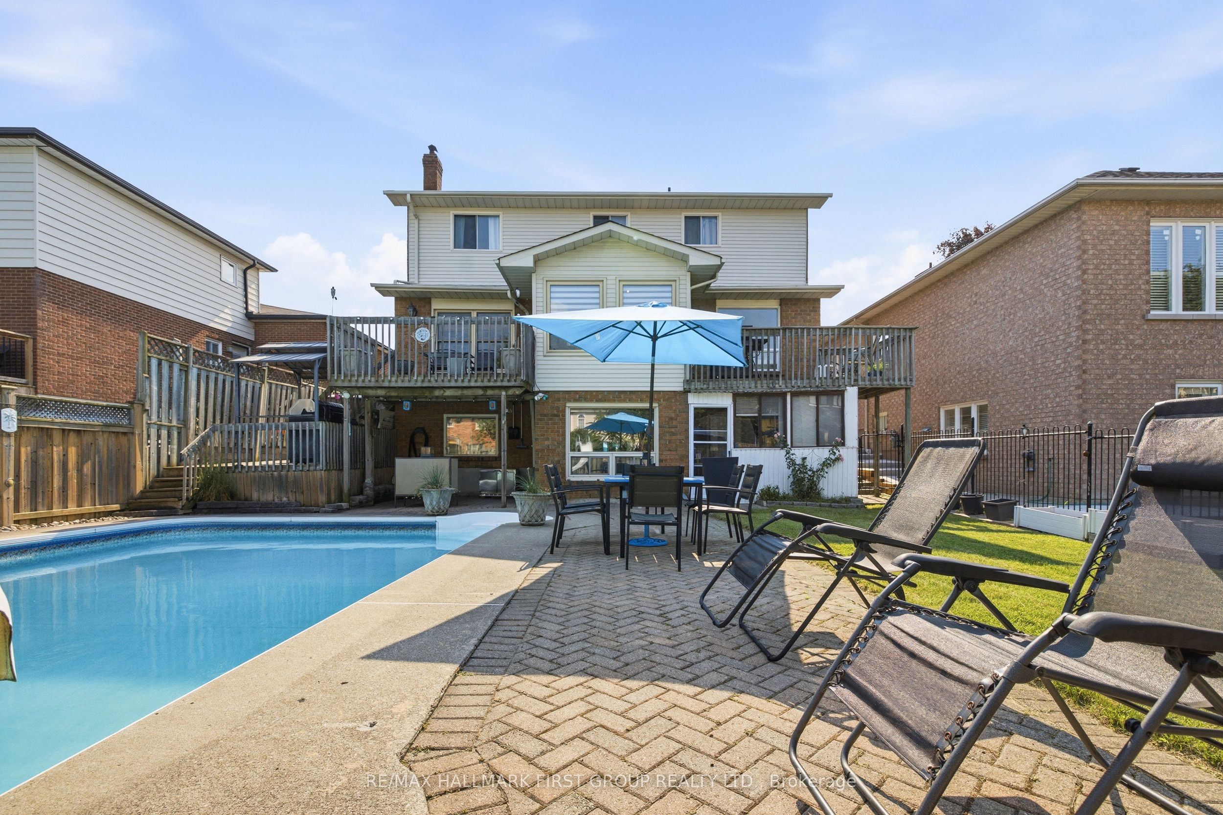 1855 New Street Property Photo 47