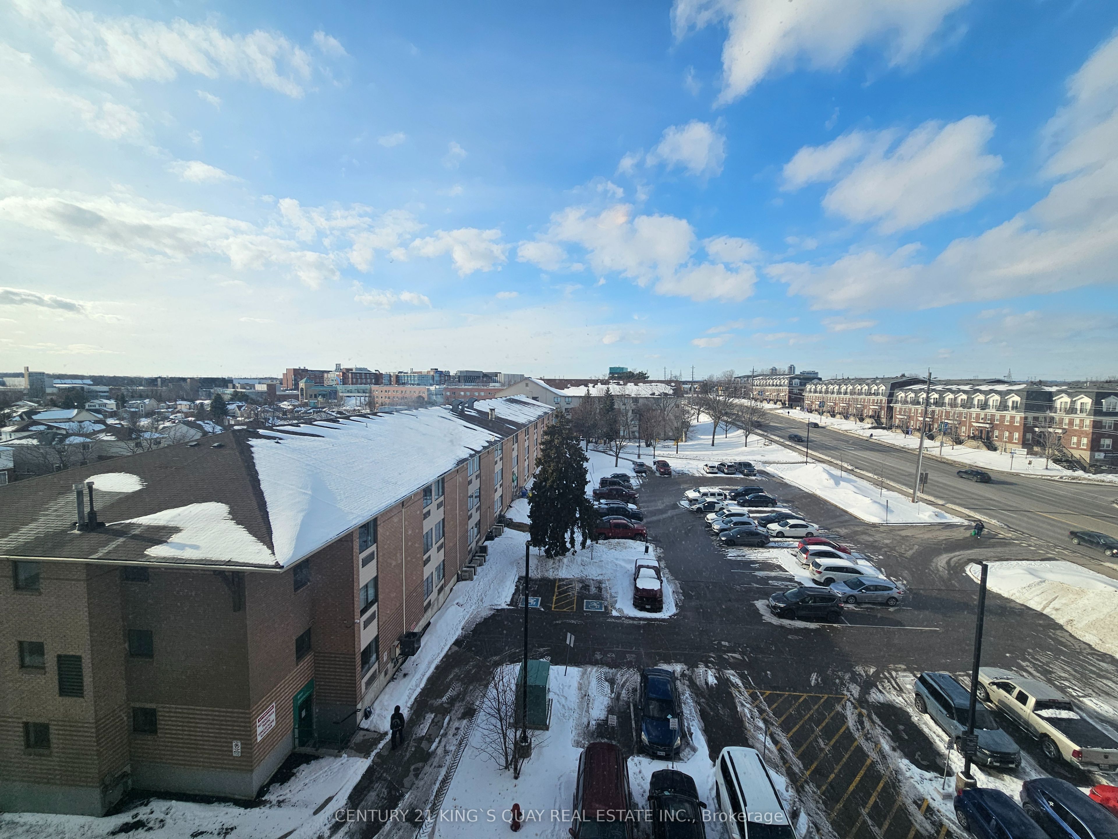 1900 Simcoe Street N 523 Property Photo 3