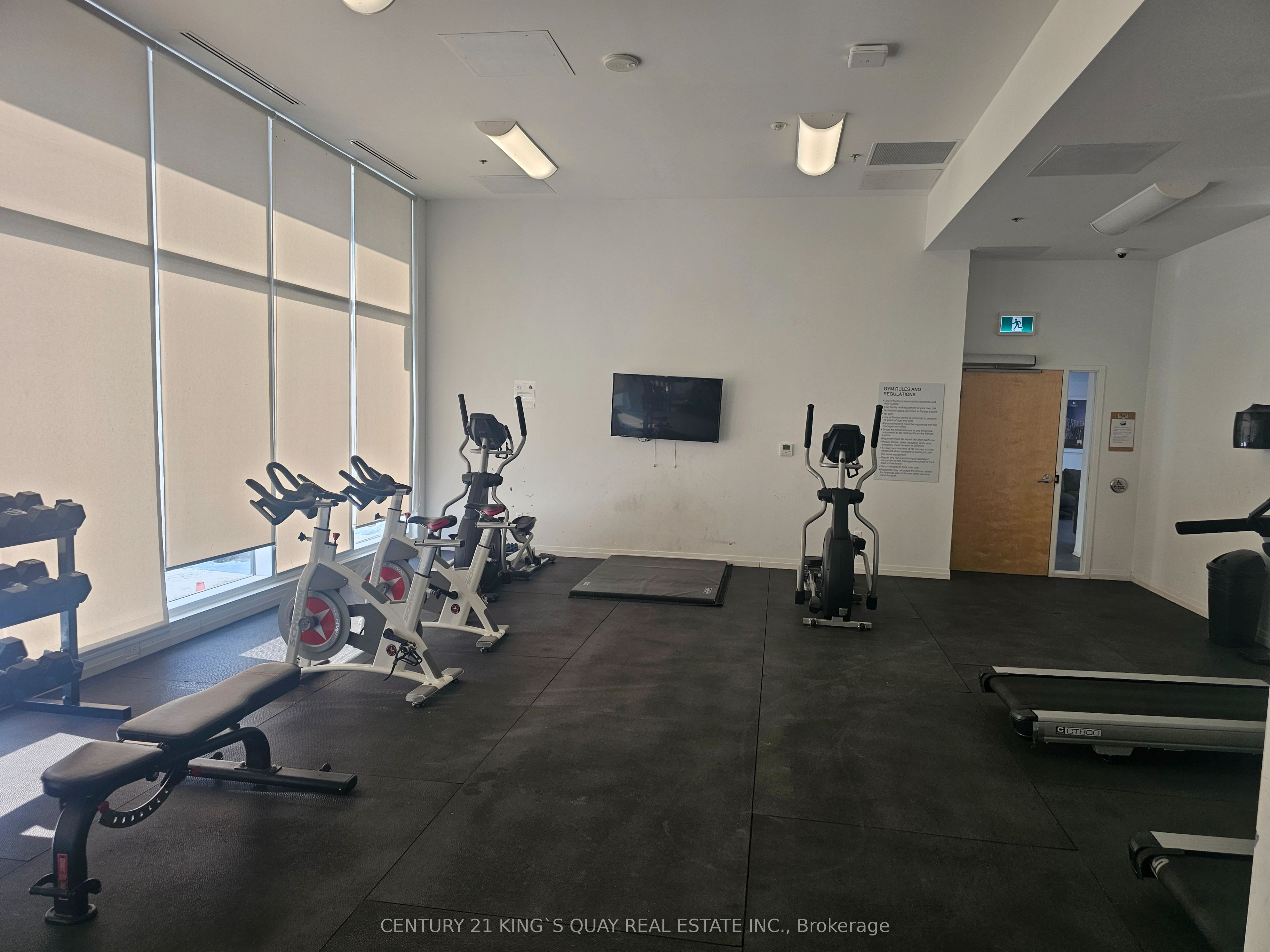 1900 Simcoe Street N 523 Property Photo 6