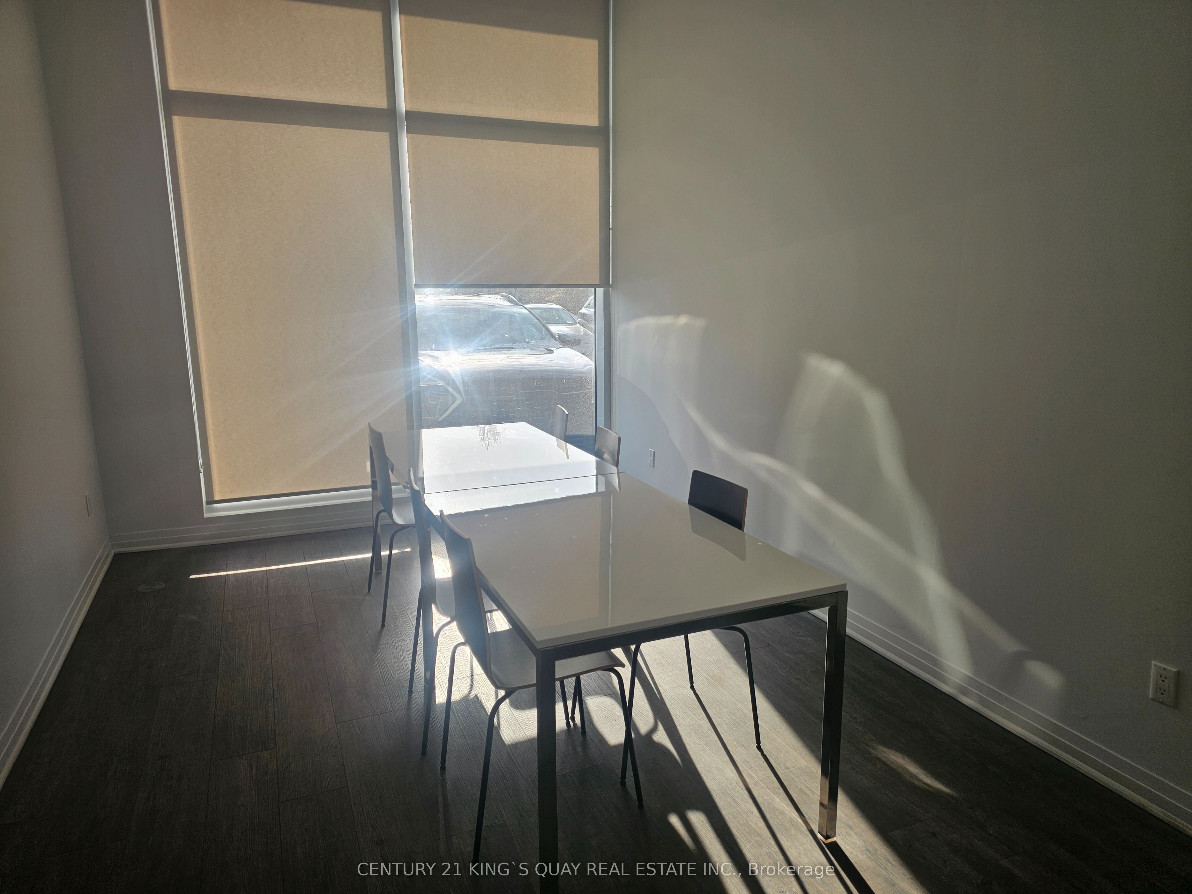 1900 Simcoe Street N 523 Property Photo 9